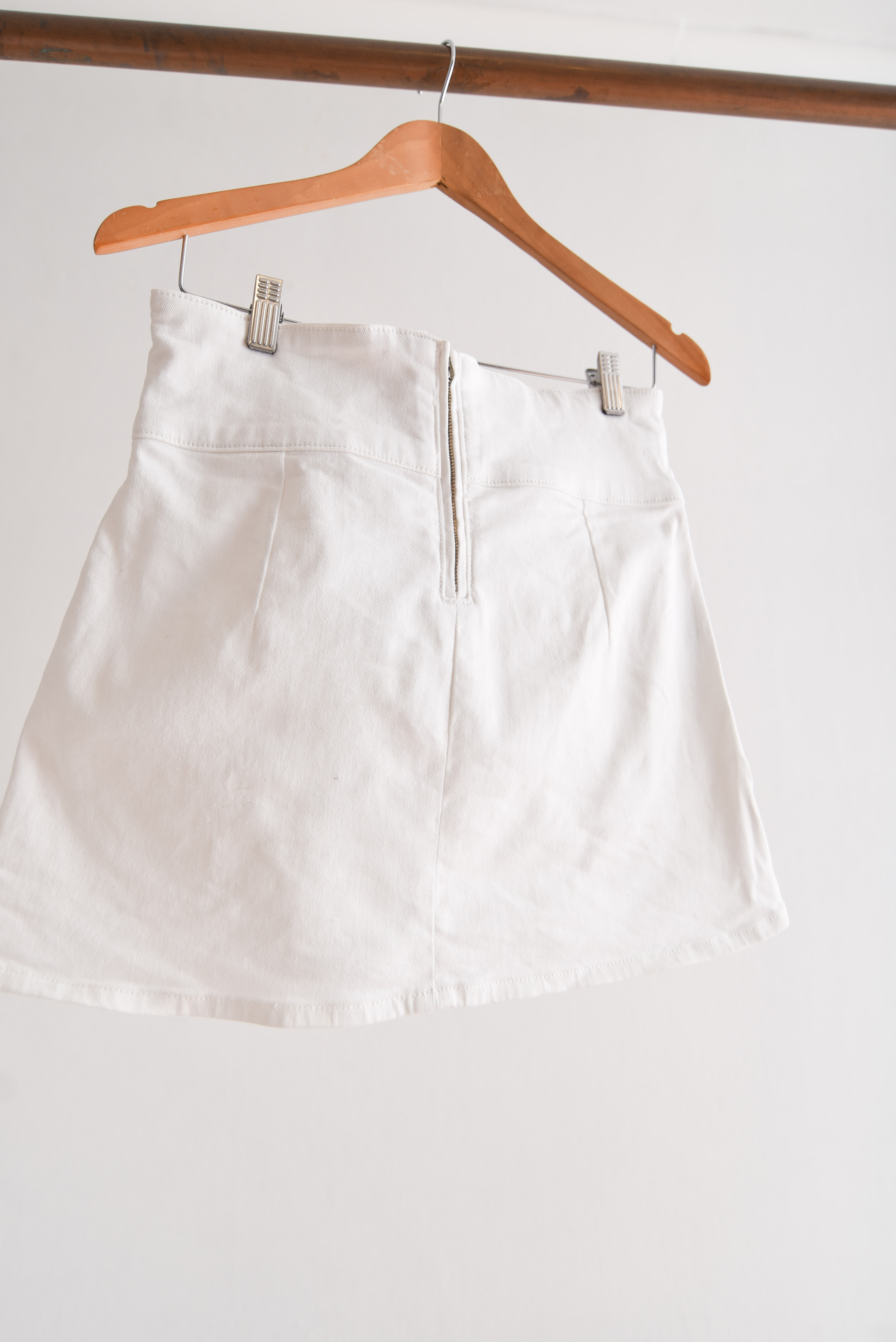 Mini falda white denim lazito