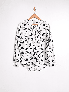 Blusa blanca golondrinas