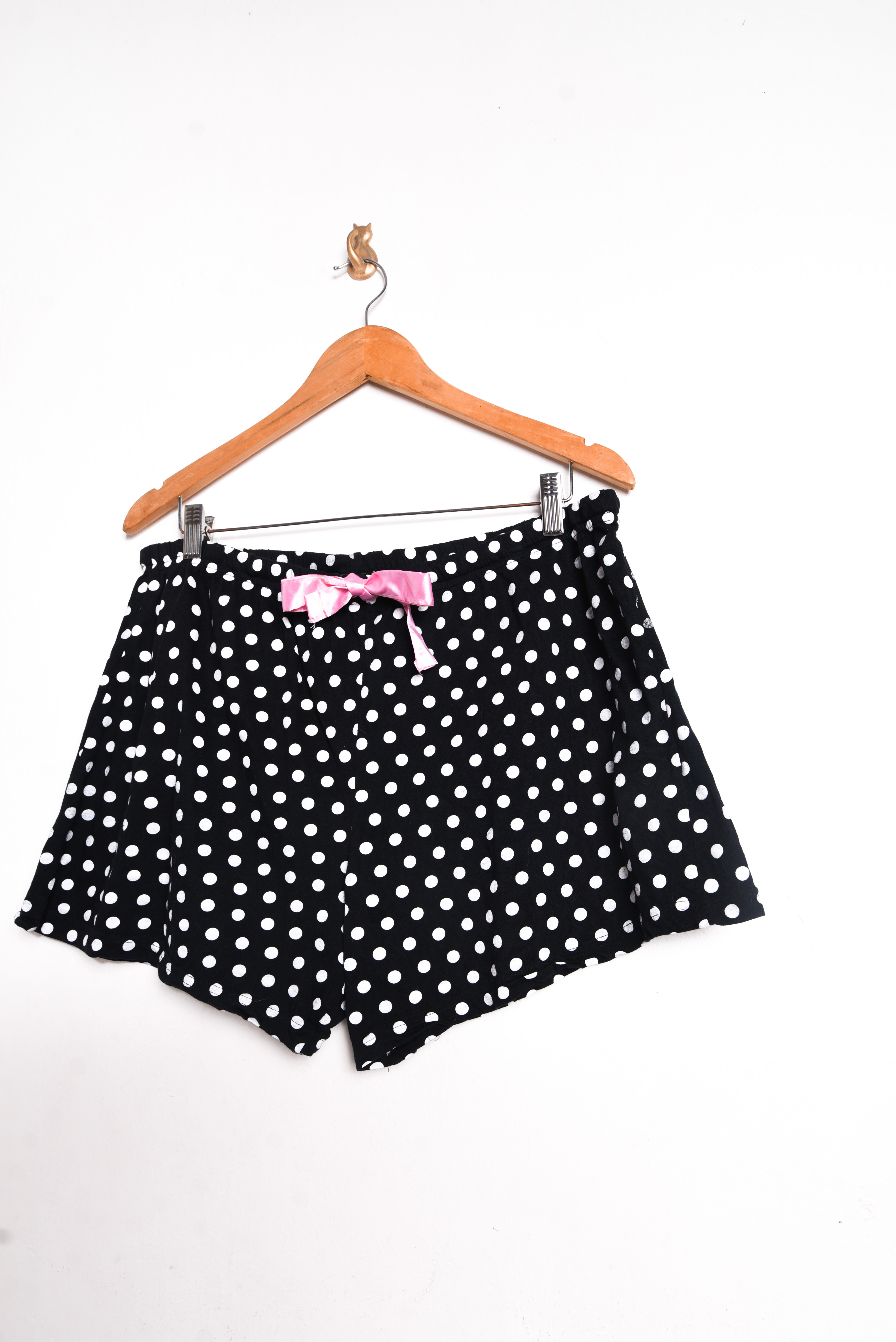Short lencero negro polka dots