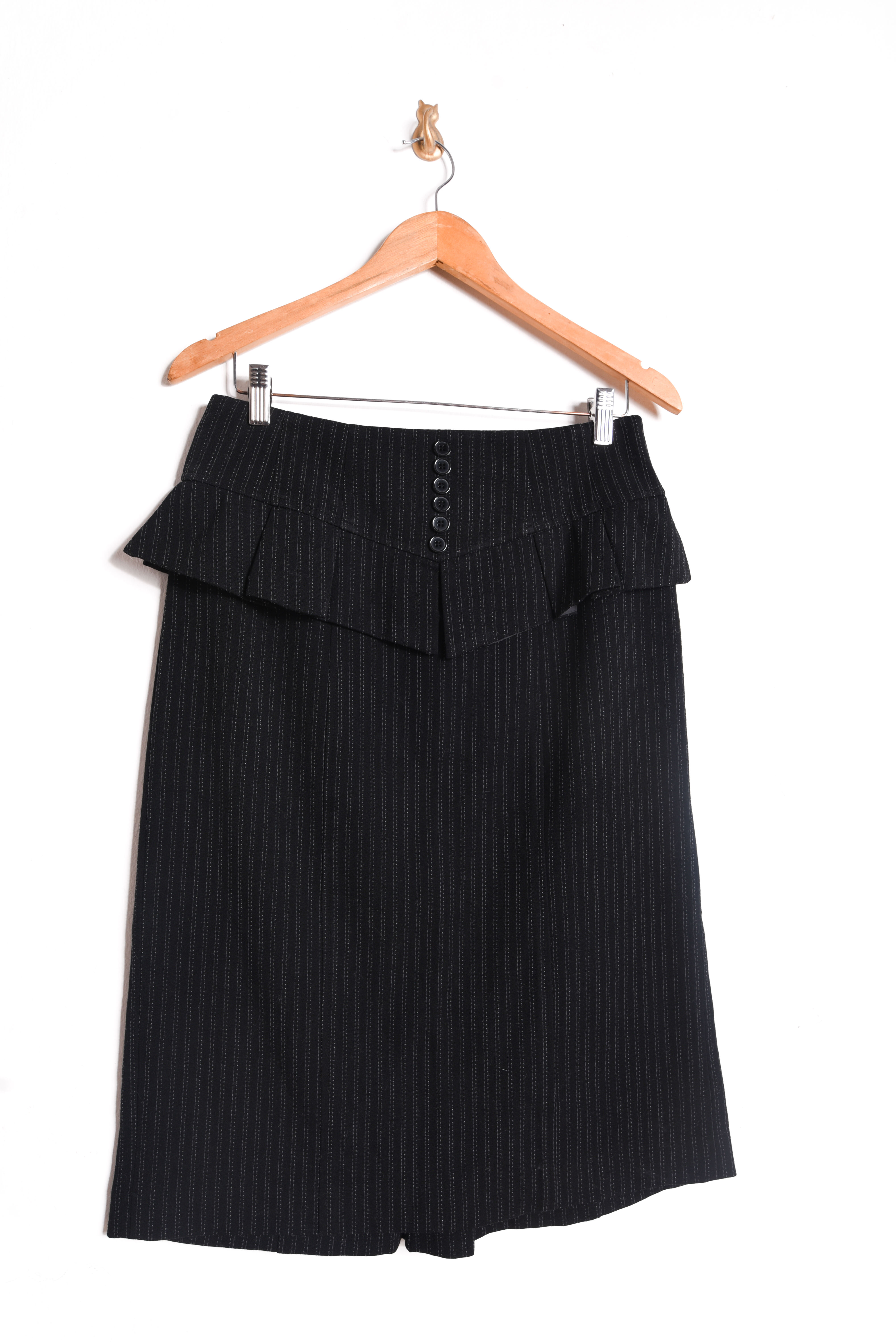 Falda negra peplum pinstripe