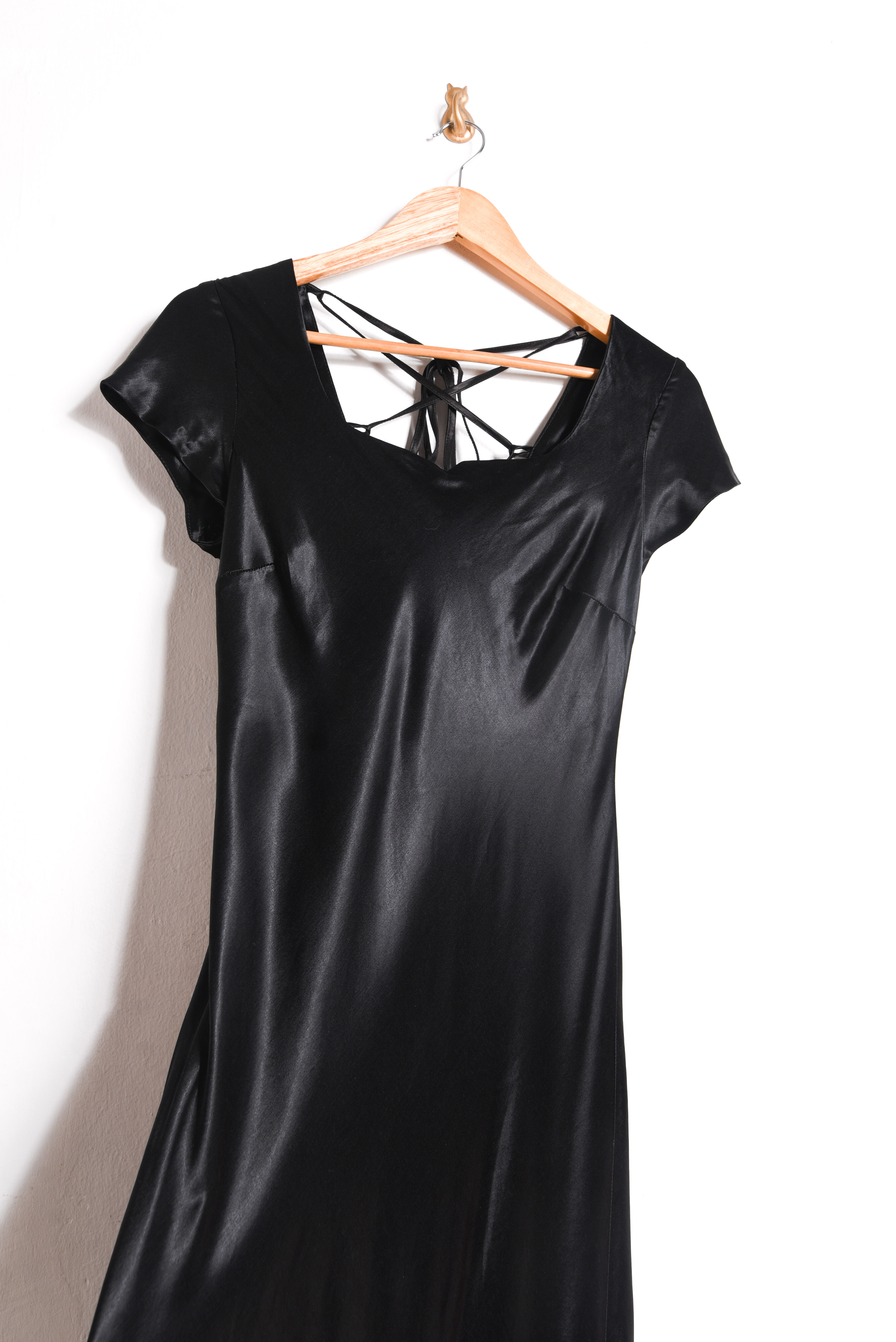 Maxi vestido black satín 90s