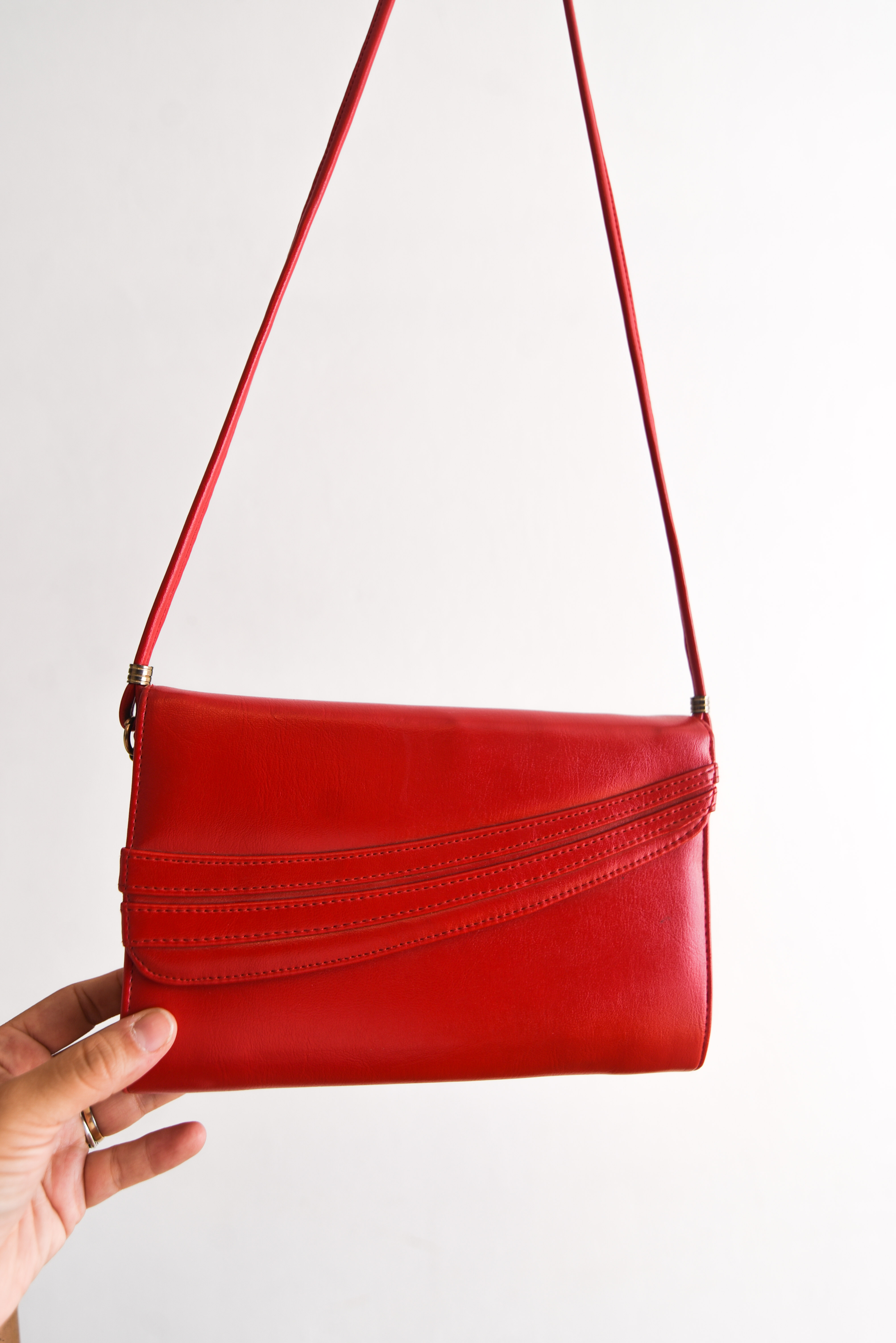 Cartera roja 80s