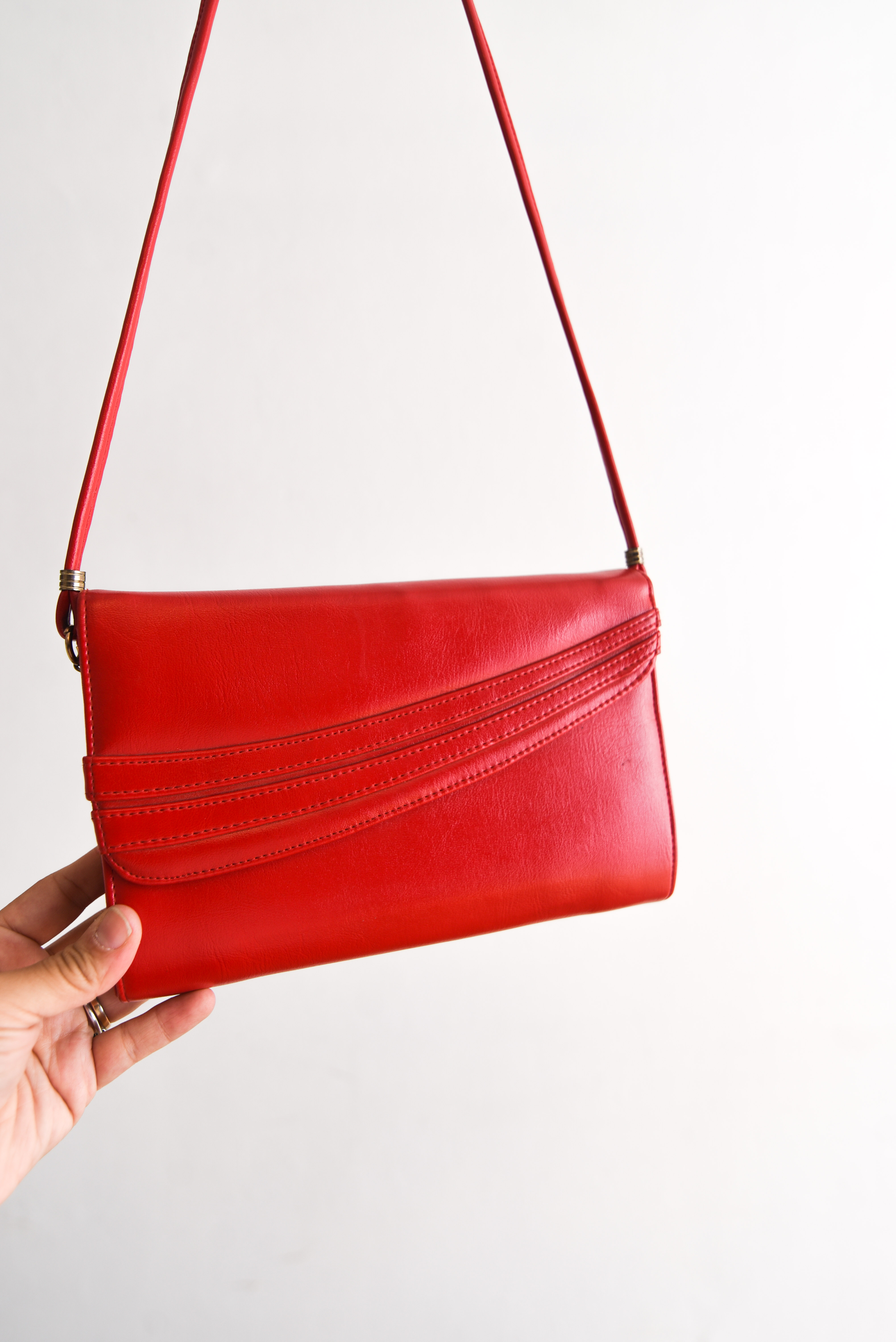 Cartera roja 80s