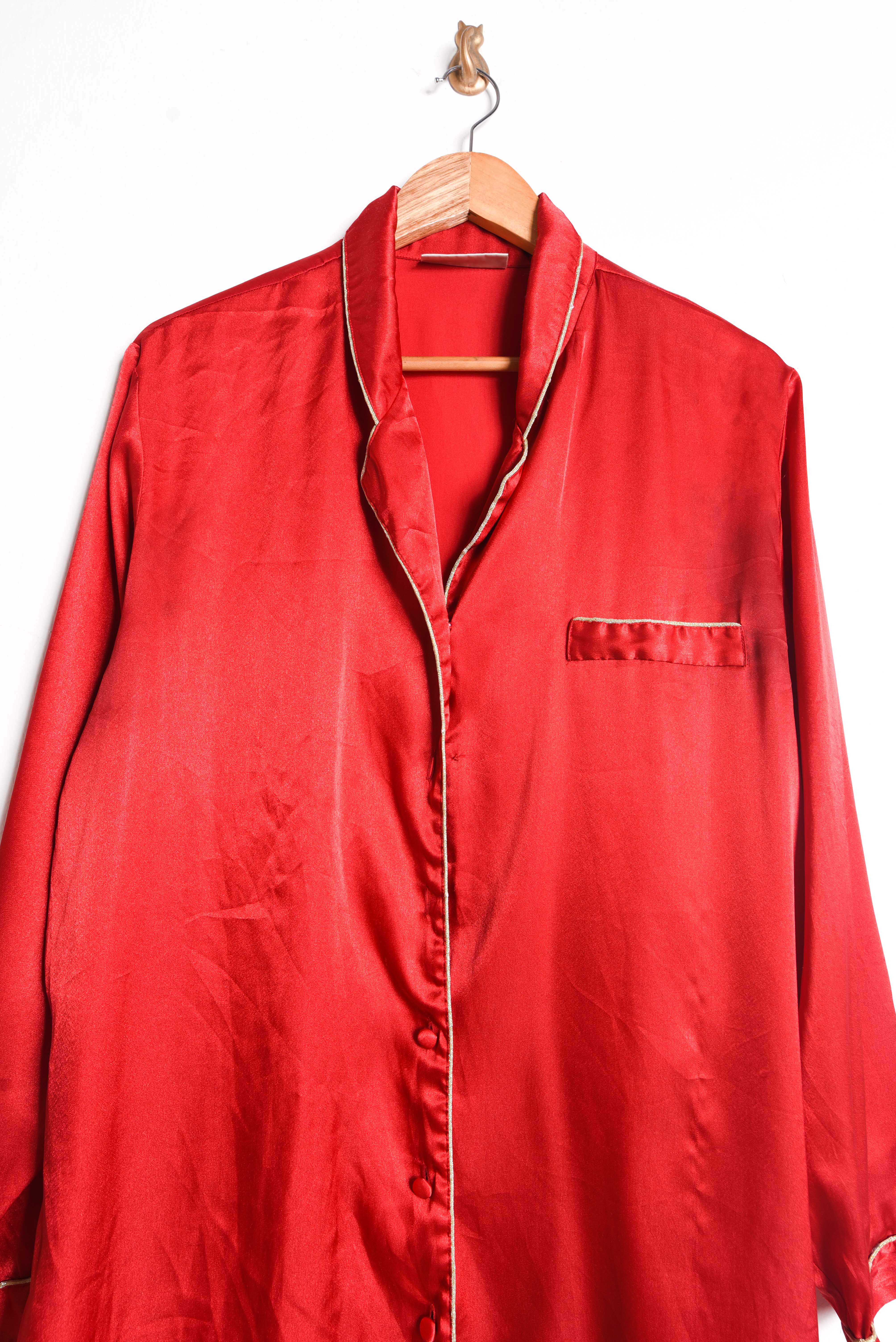 Camisola roja satín 90s