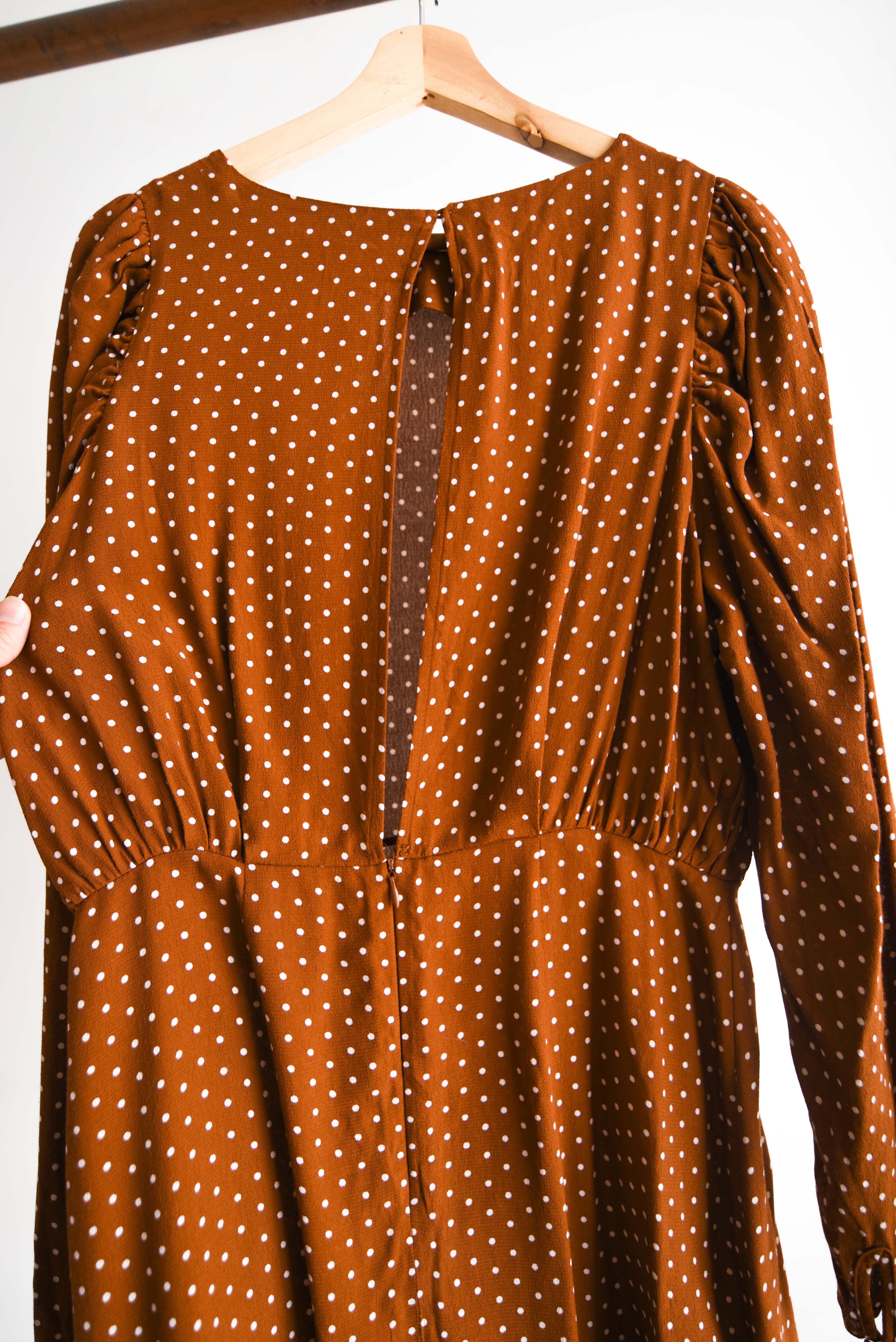 Vestido camel lunares