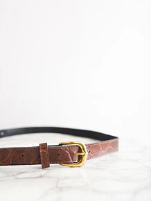 Cinturón café charol croc vintage