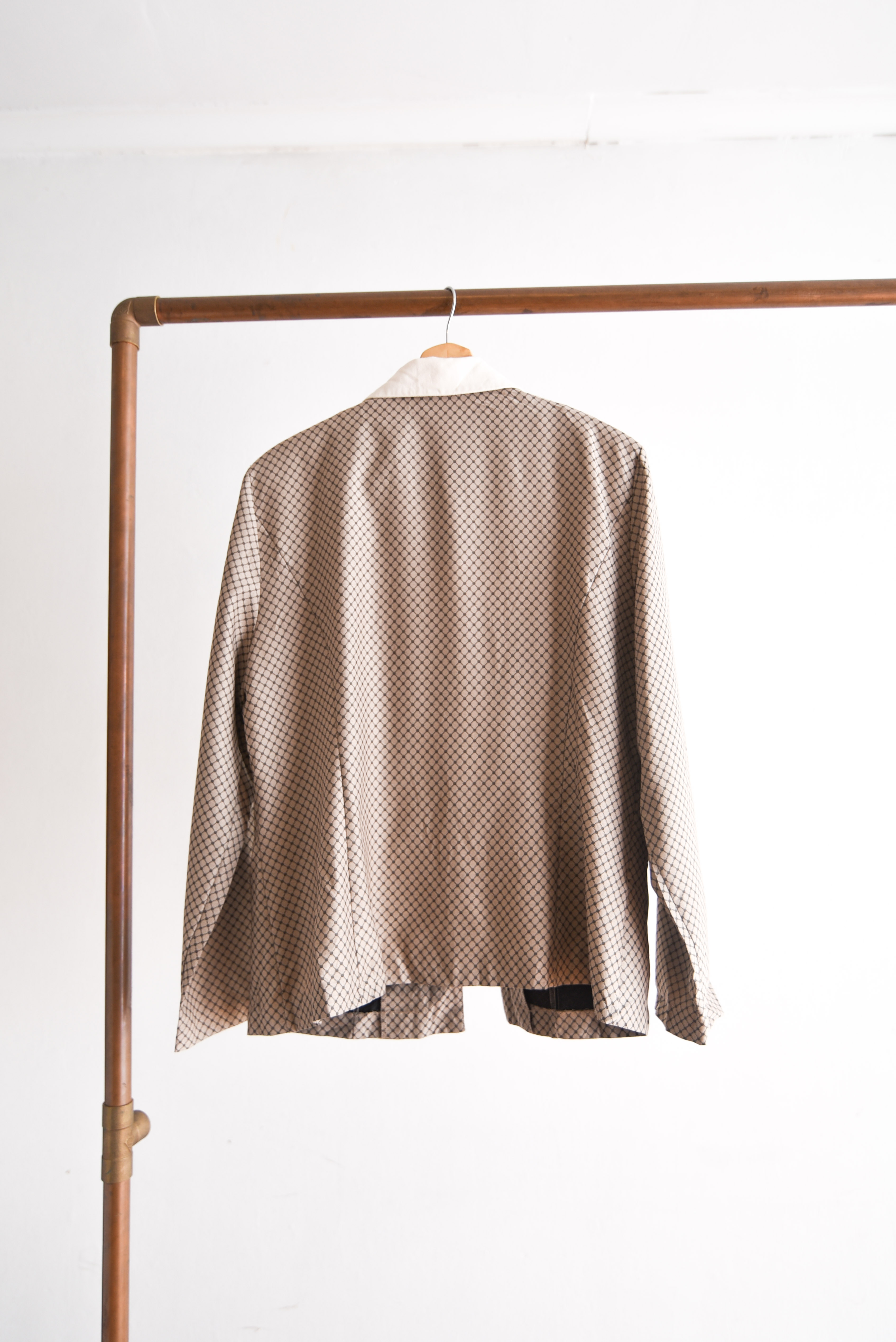 Blusa vintage 90s monograma