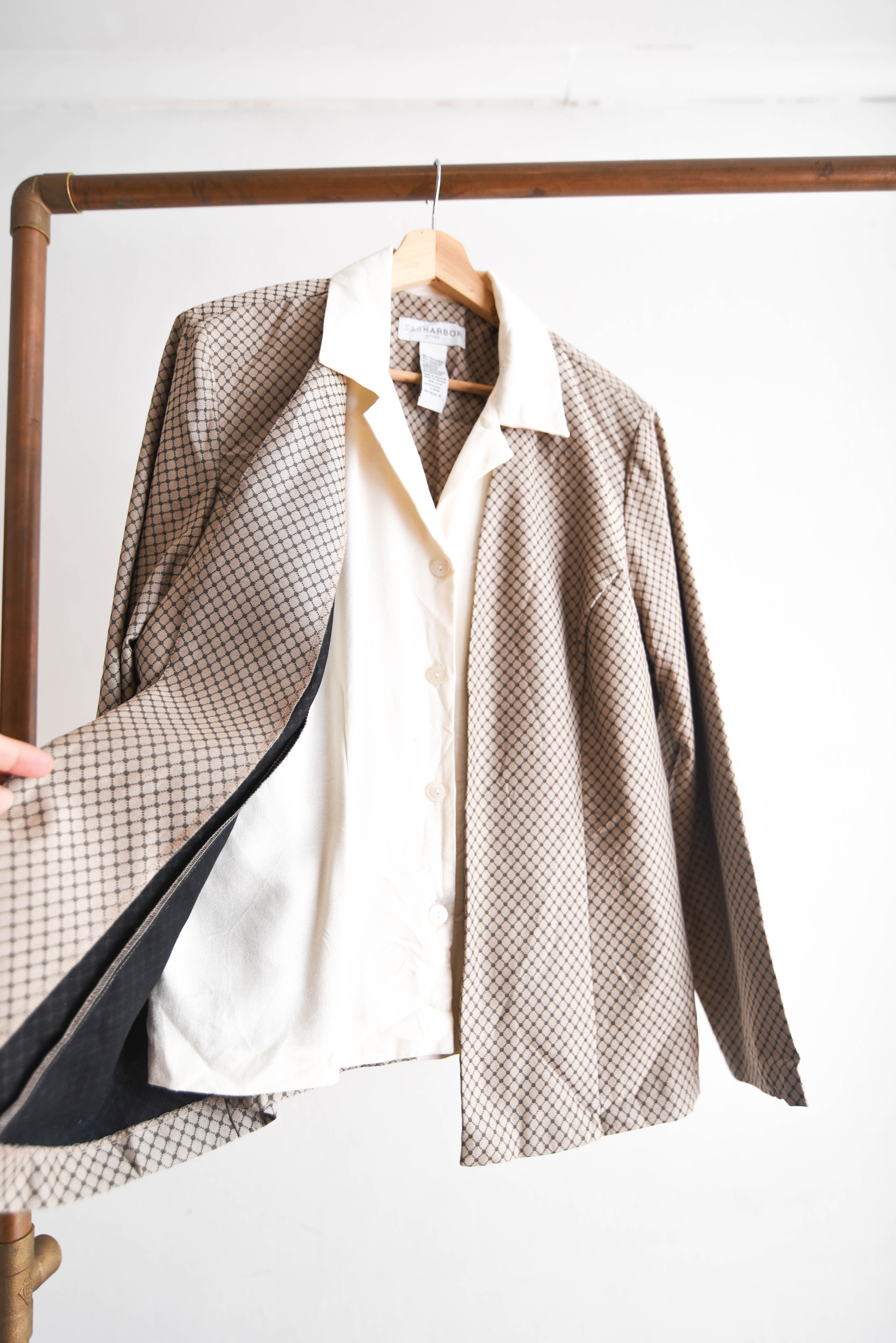 Blusa vintage 90s monograma