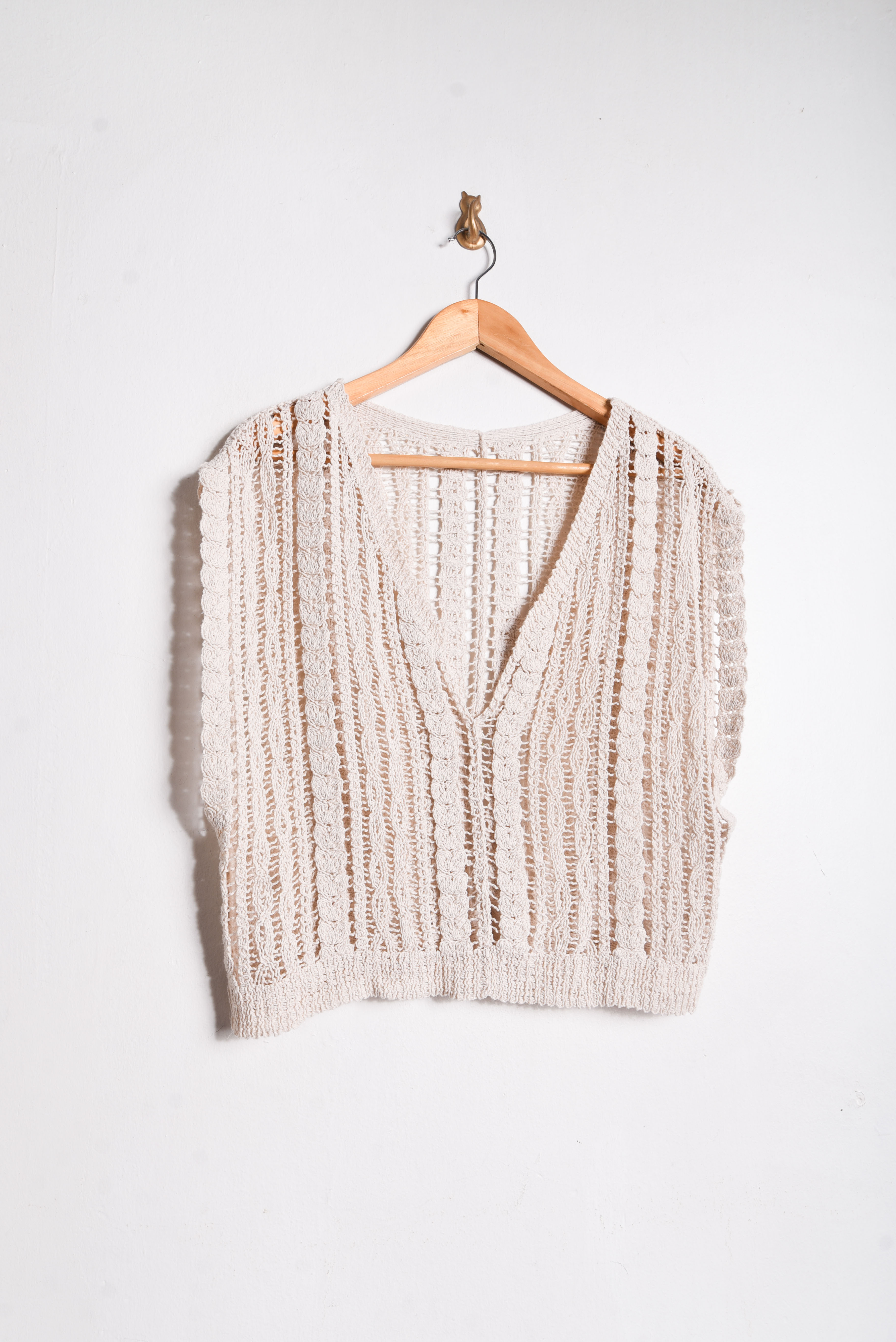 Sweater vest tejido marfil