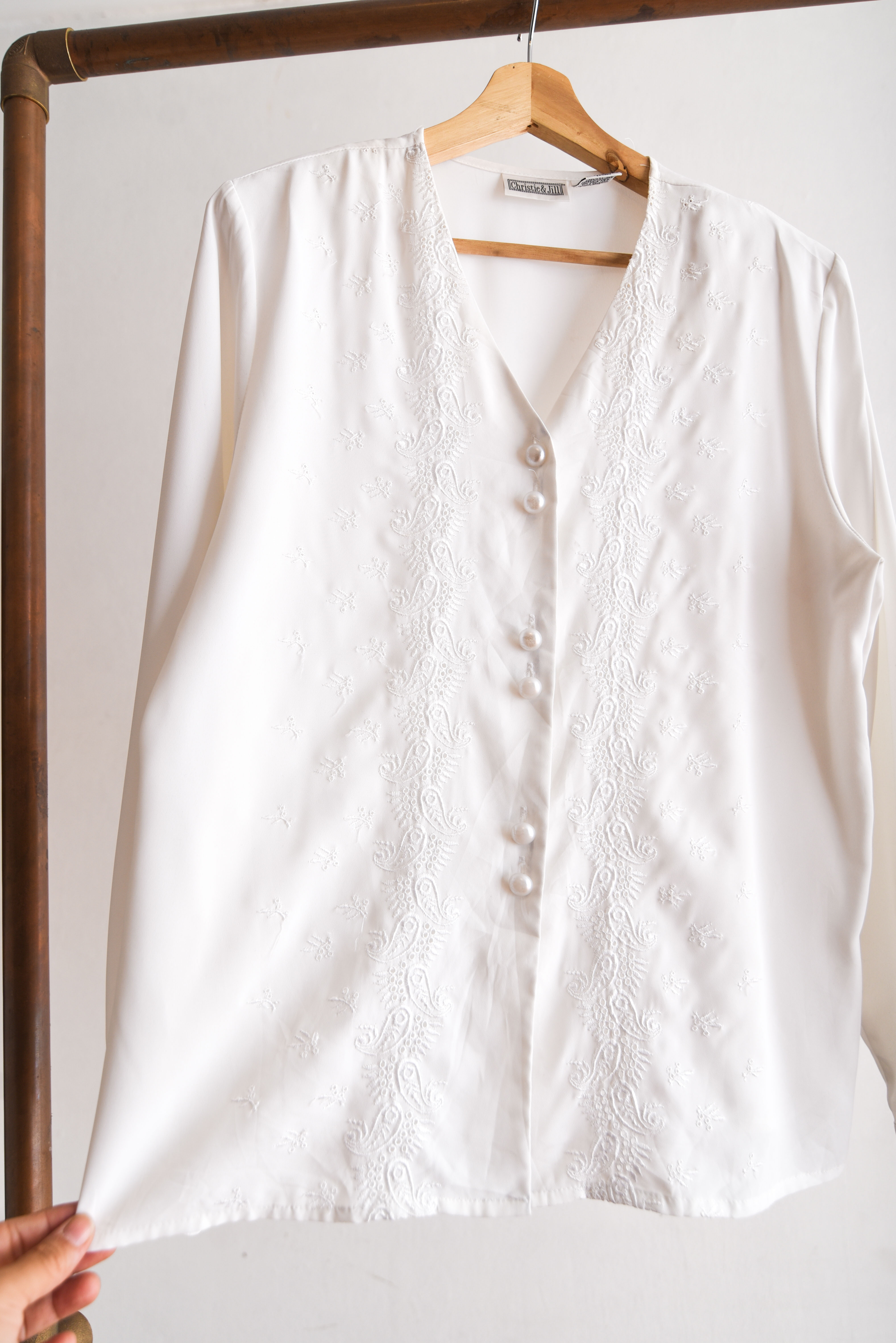 Blusa blanca bordada vintage