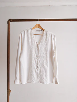 Blusa blanca bordada vintage