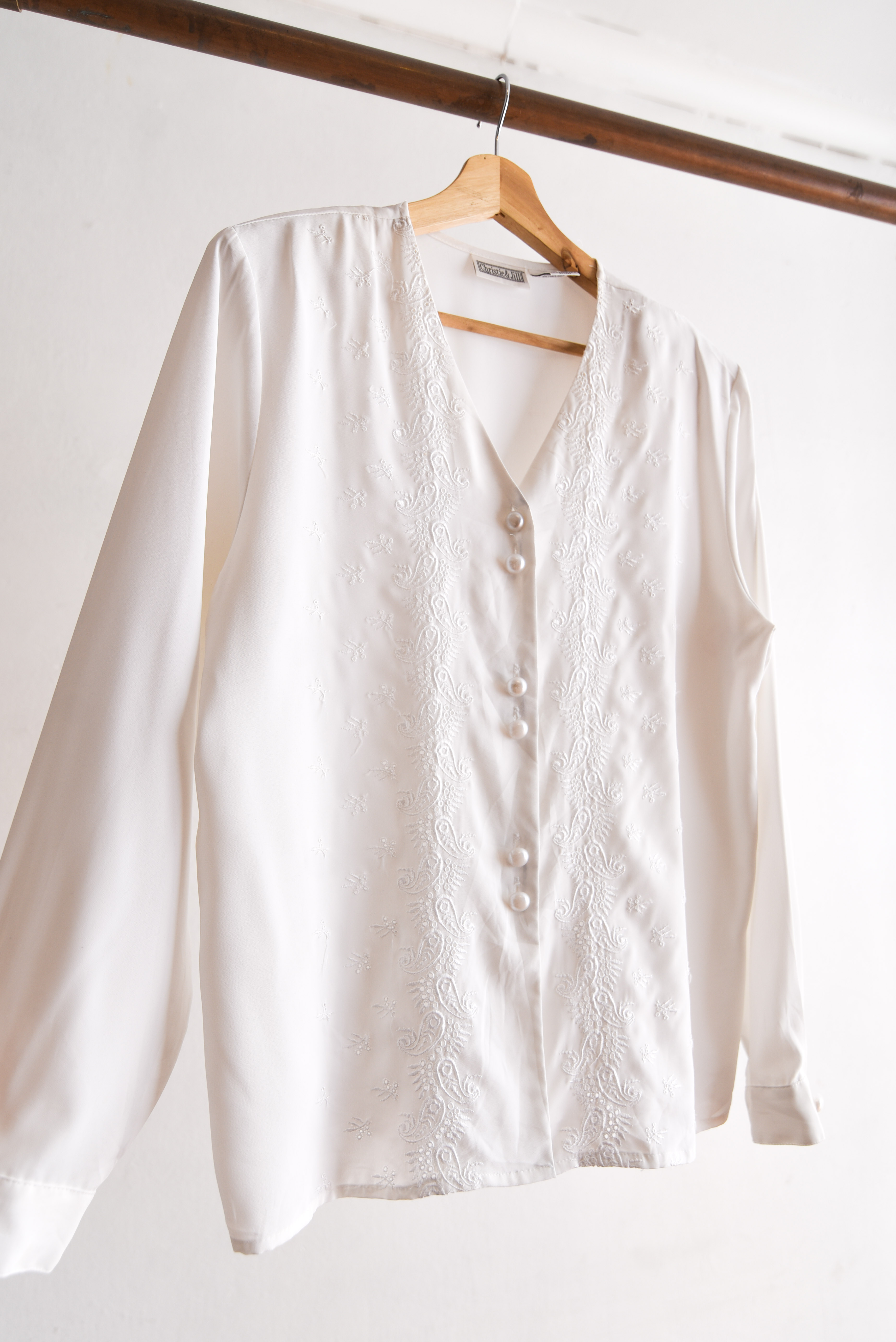 Blusa blanca bordada vintage