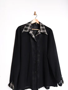 Blusón traslucido negro y tartán