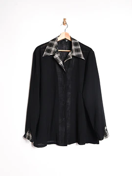 Blusón traslucido negro y tartán