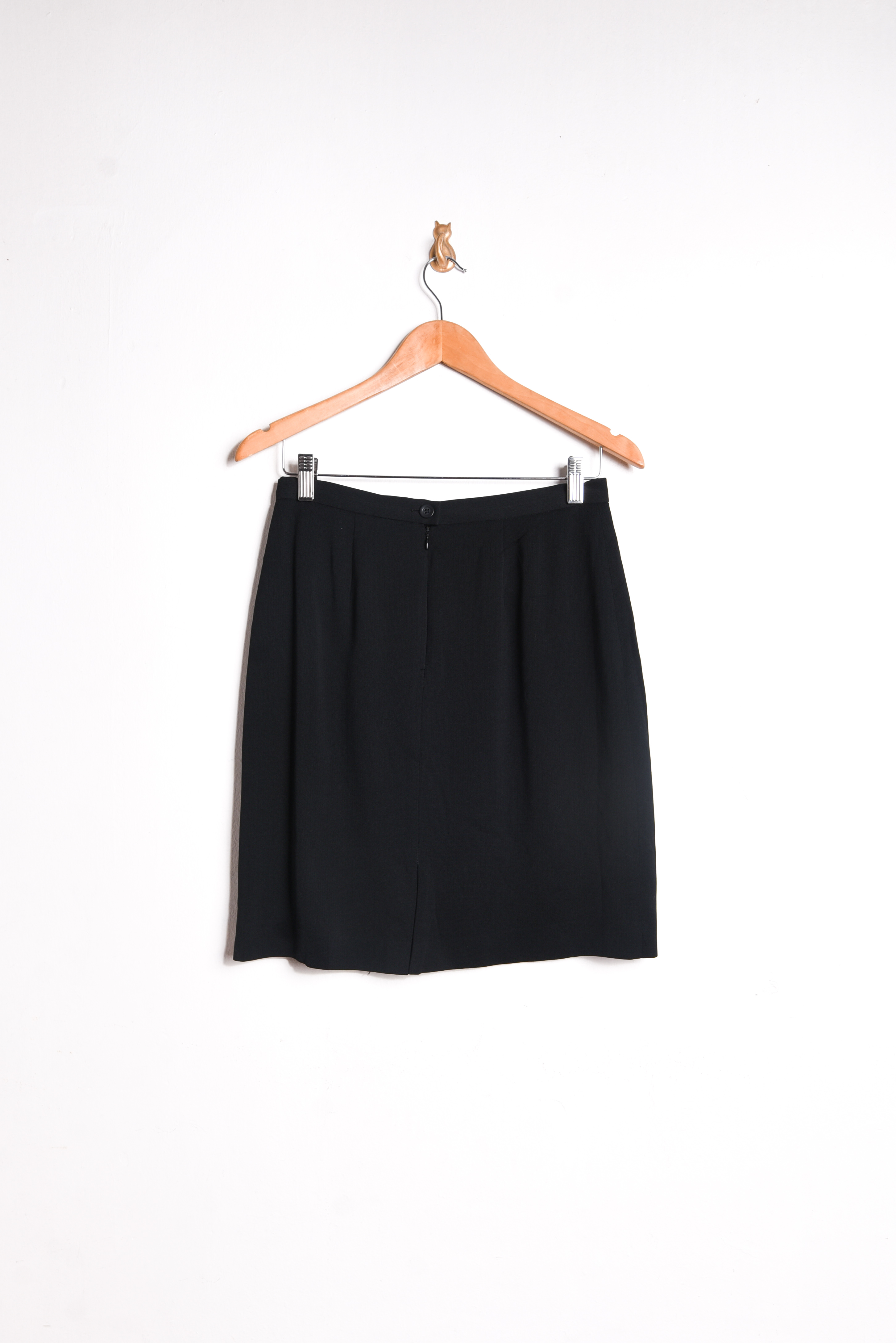 Falda negra vintage formal