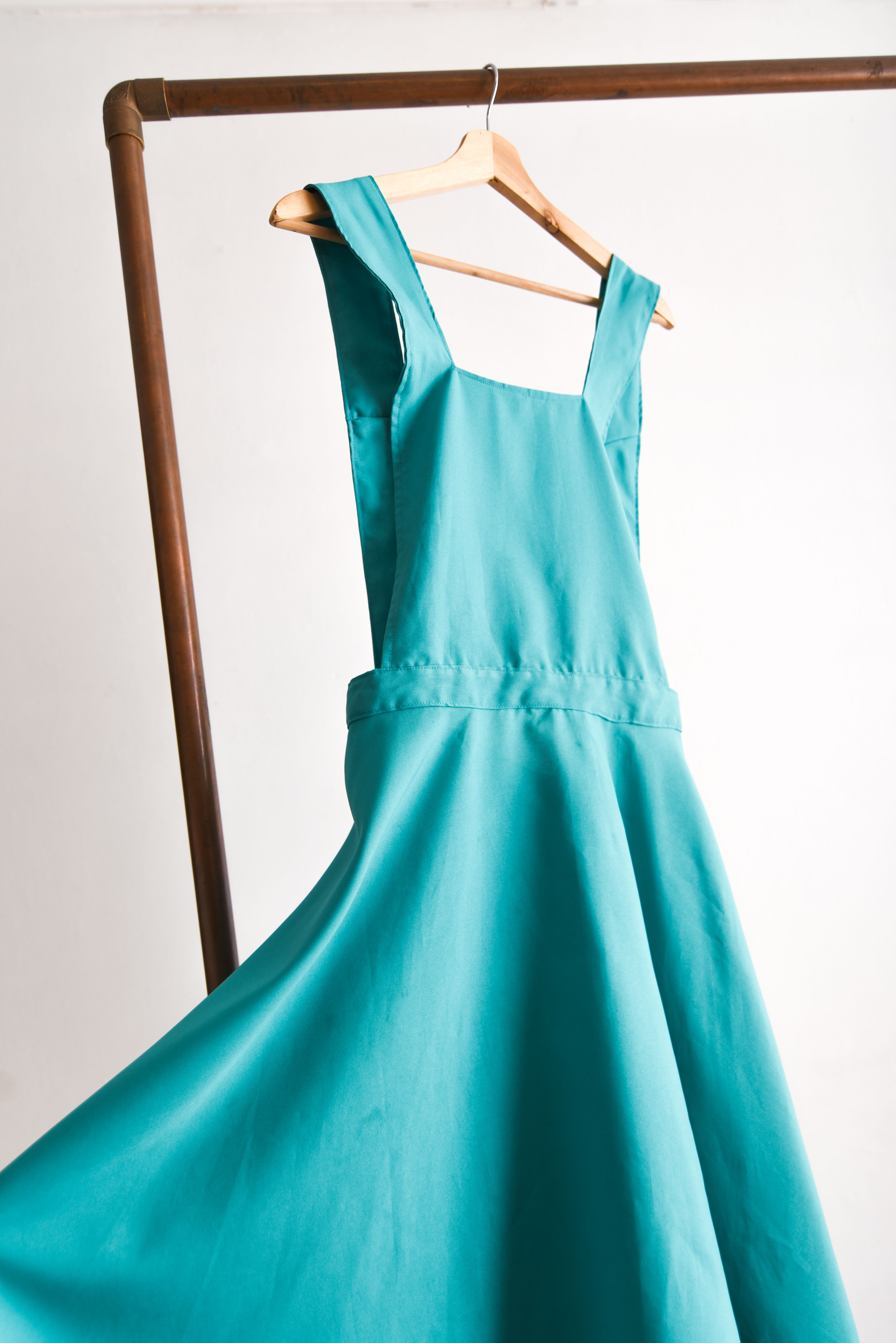 Vestido jardinera turquesa