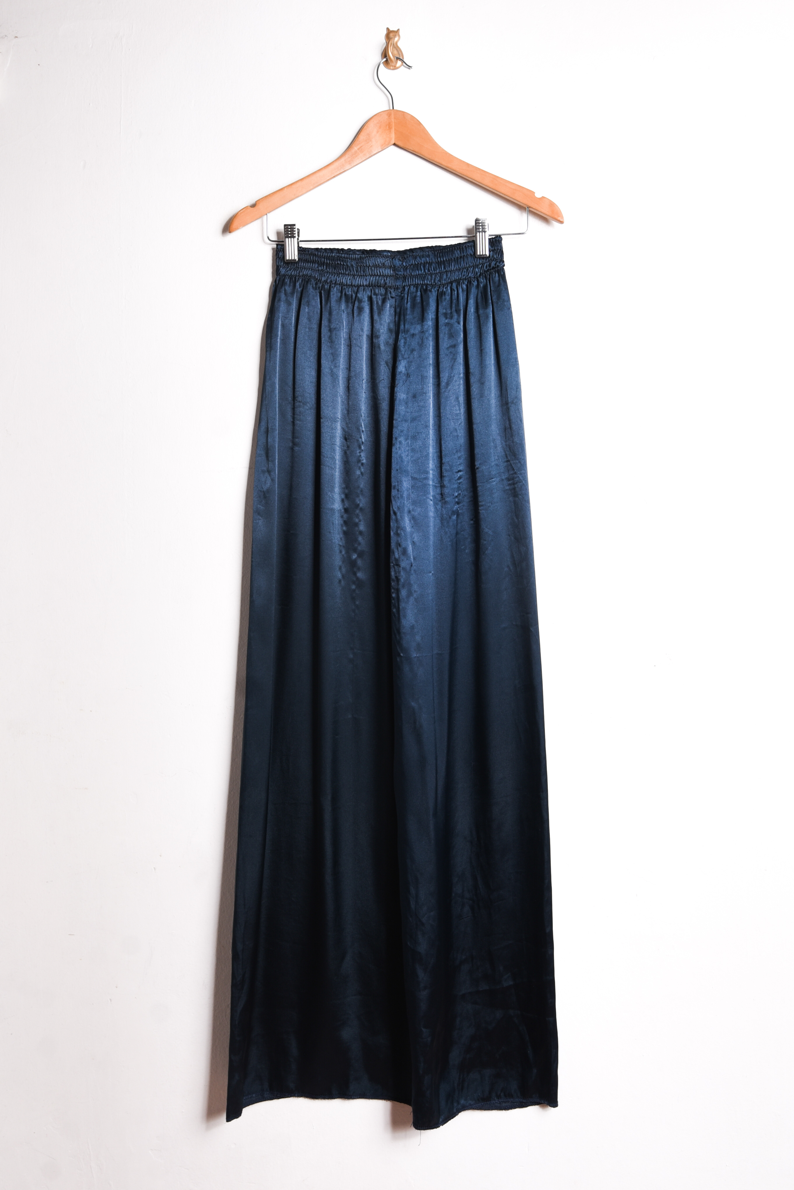 Pantalón lencero satín azul petroleo