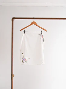 Pañuelo marfil seda floral