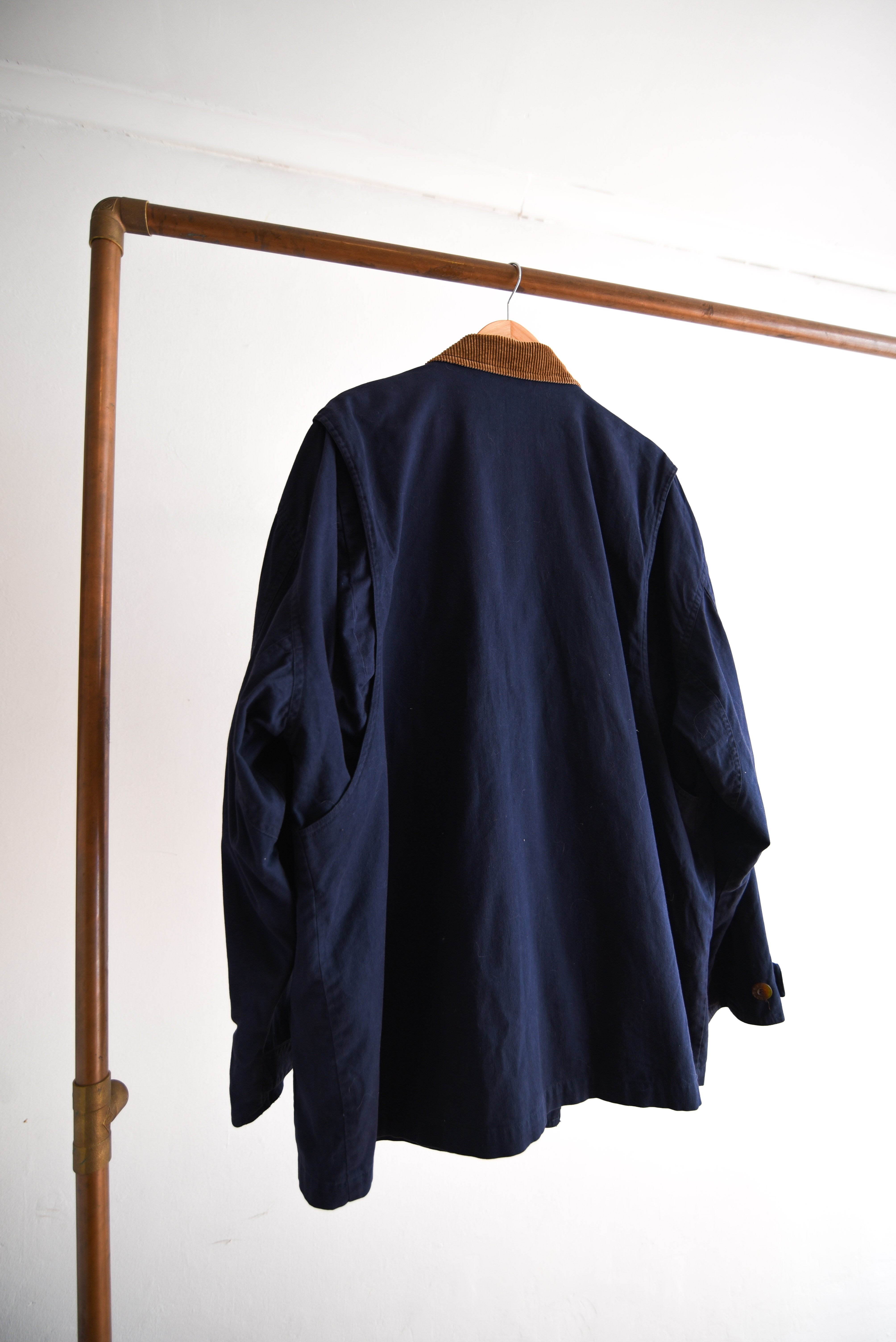 Chaqueta Barn Jacket azul y cotelé