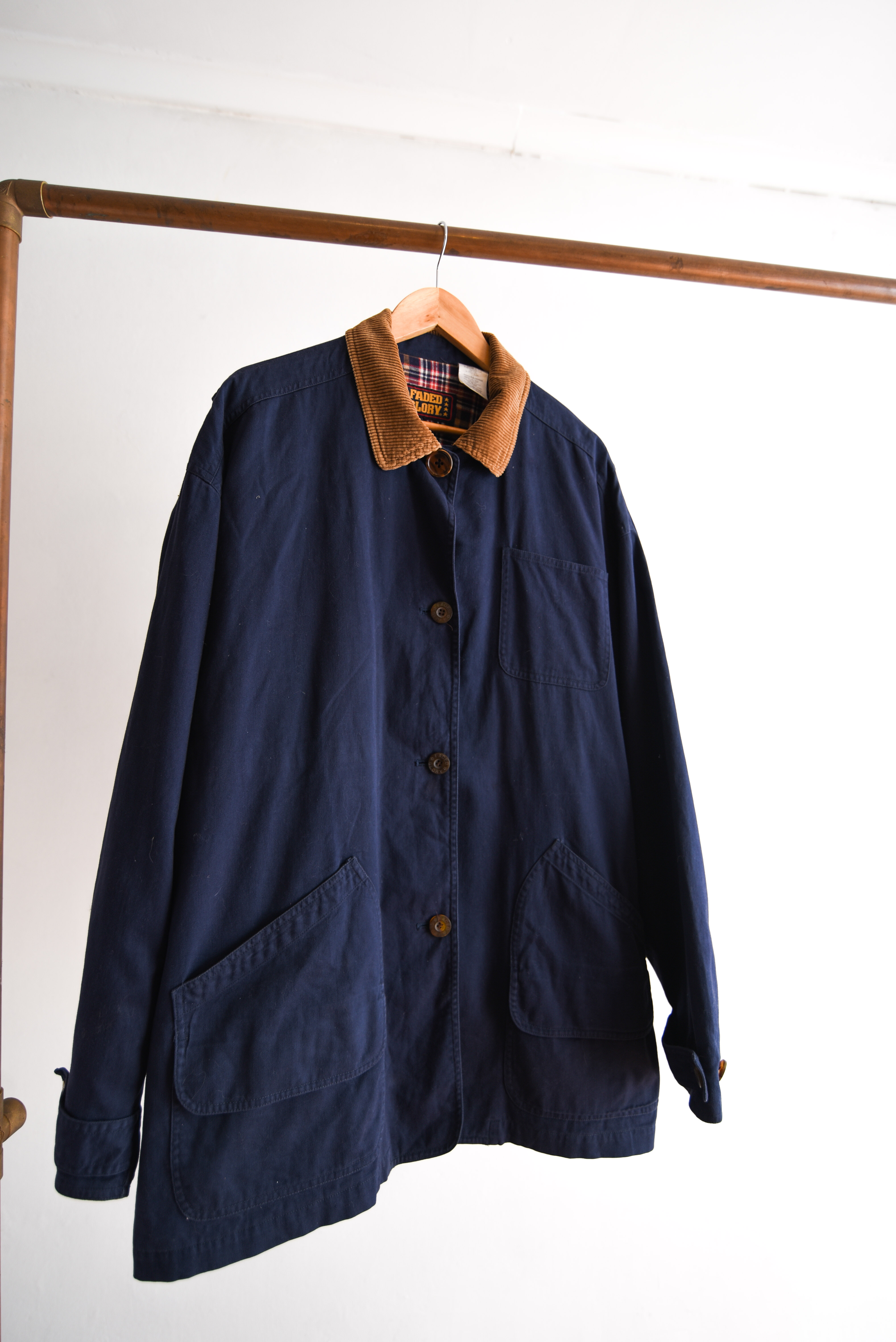 Chaqueta Barn Jacket azul y cotelé