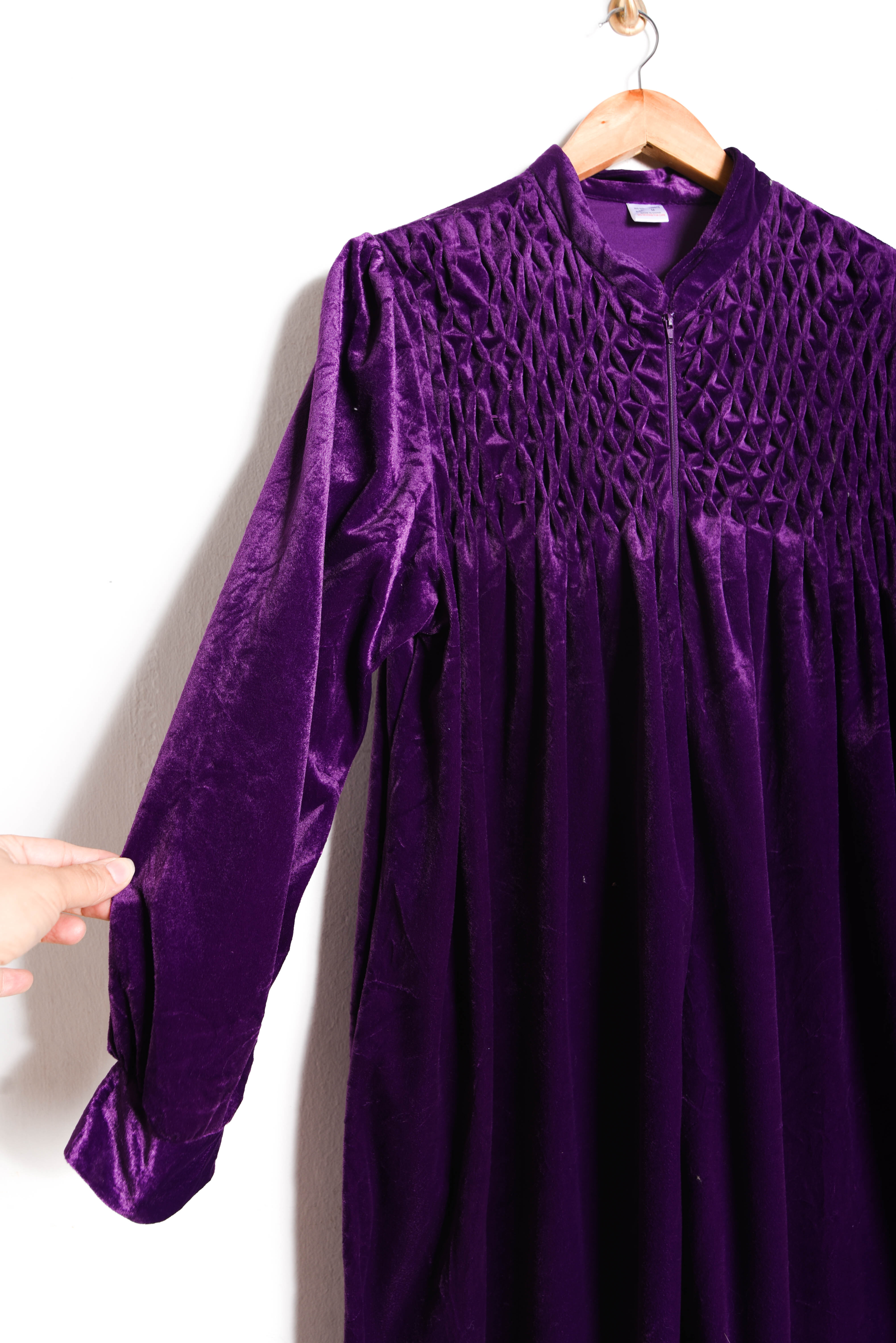 Bata lencera purple velvet