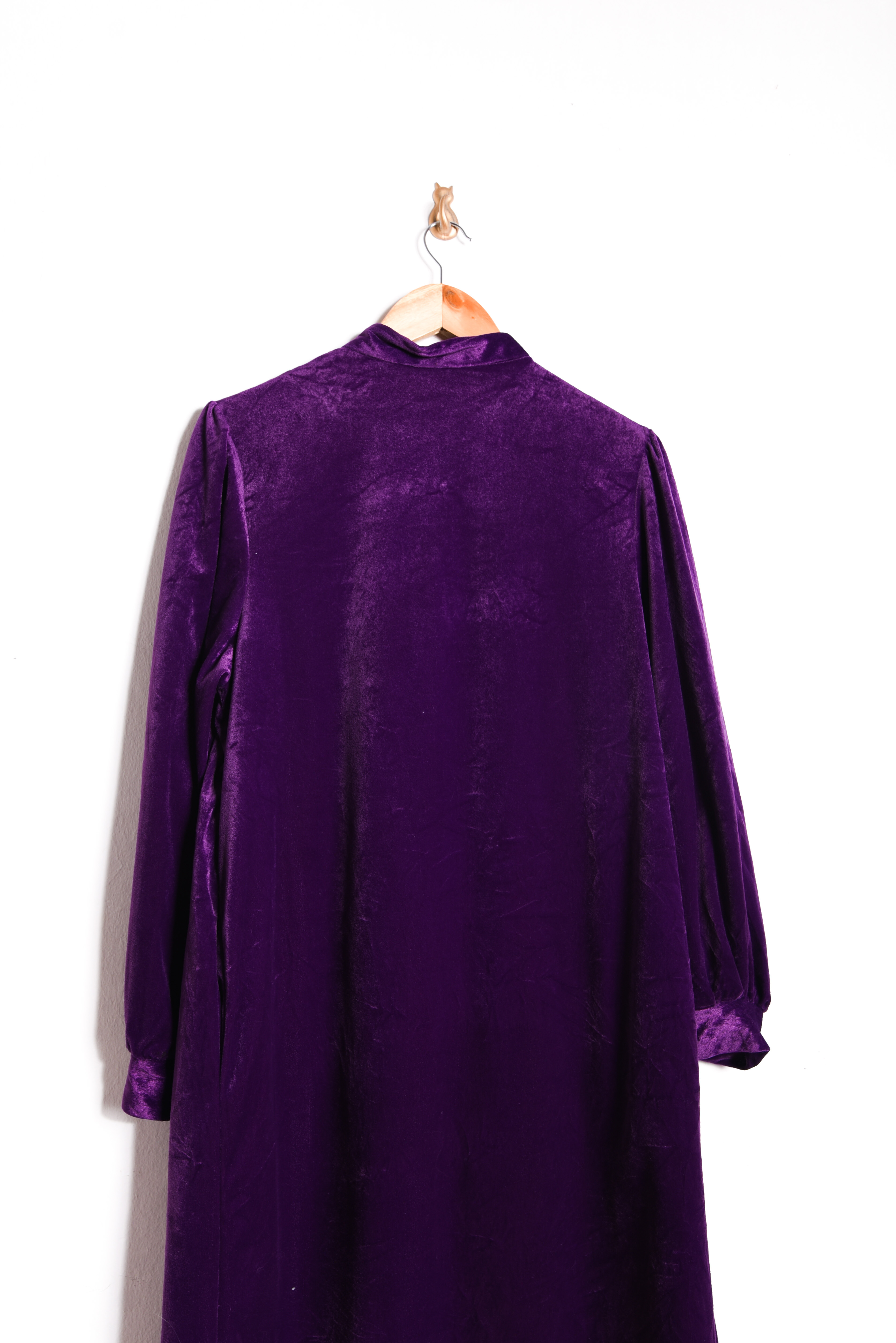 Bata lencera purple velvet