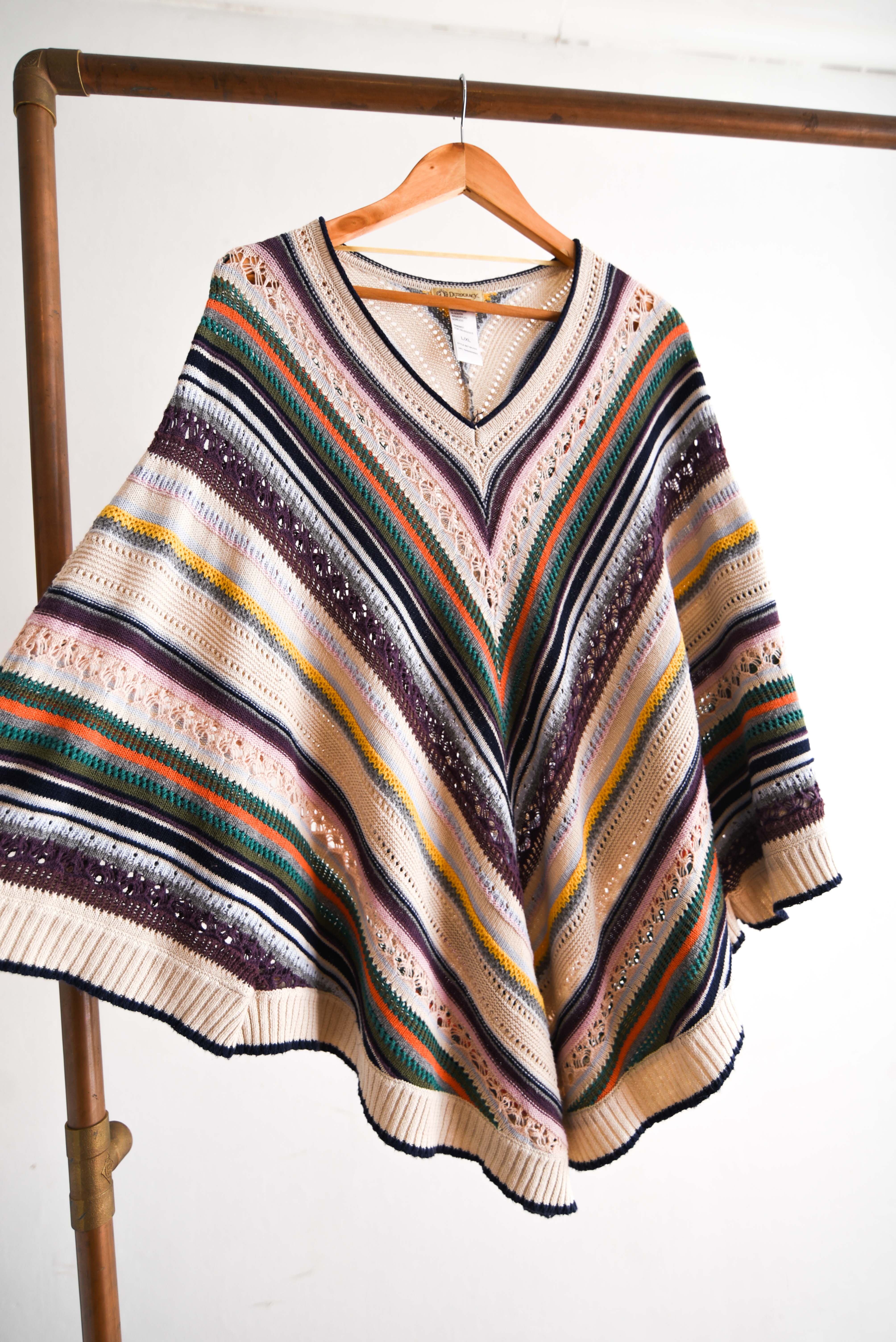 Chaleco poncho rayado diagonal