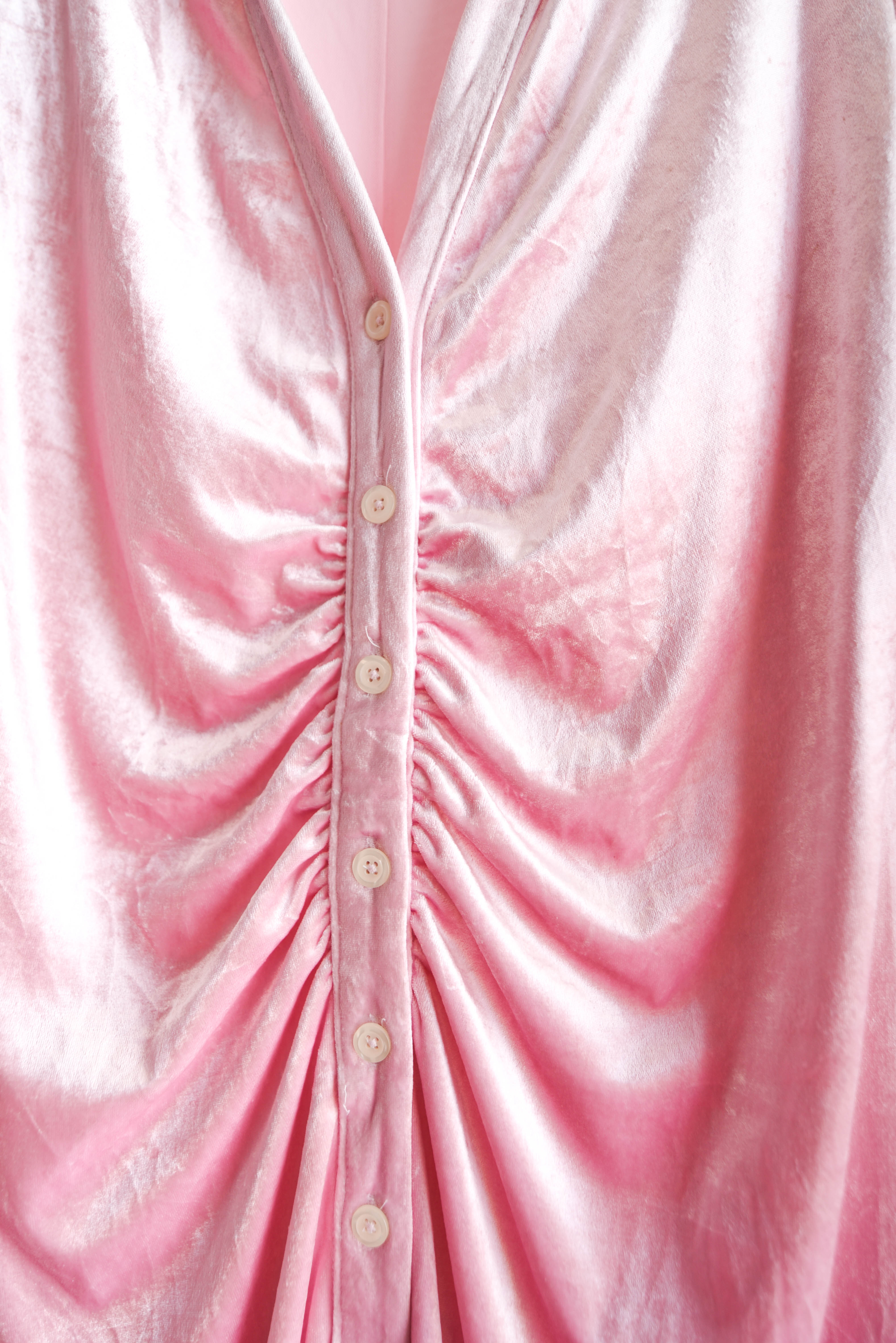 Vestido camisero rosa pastel velvet