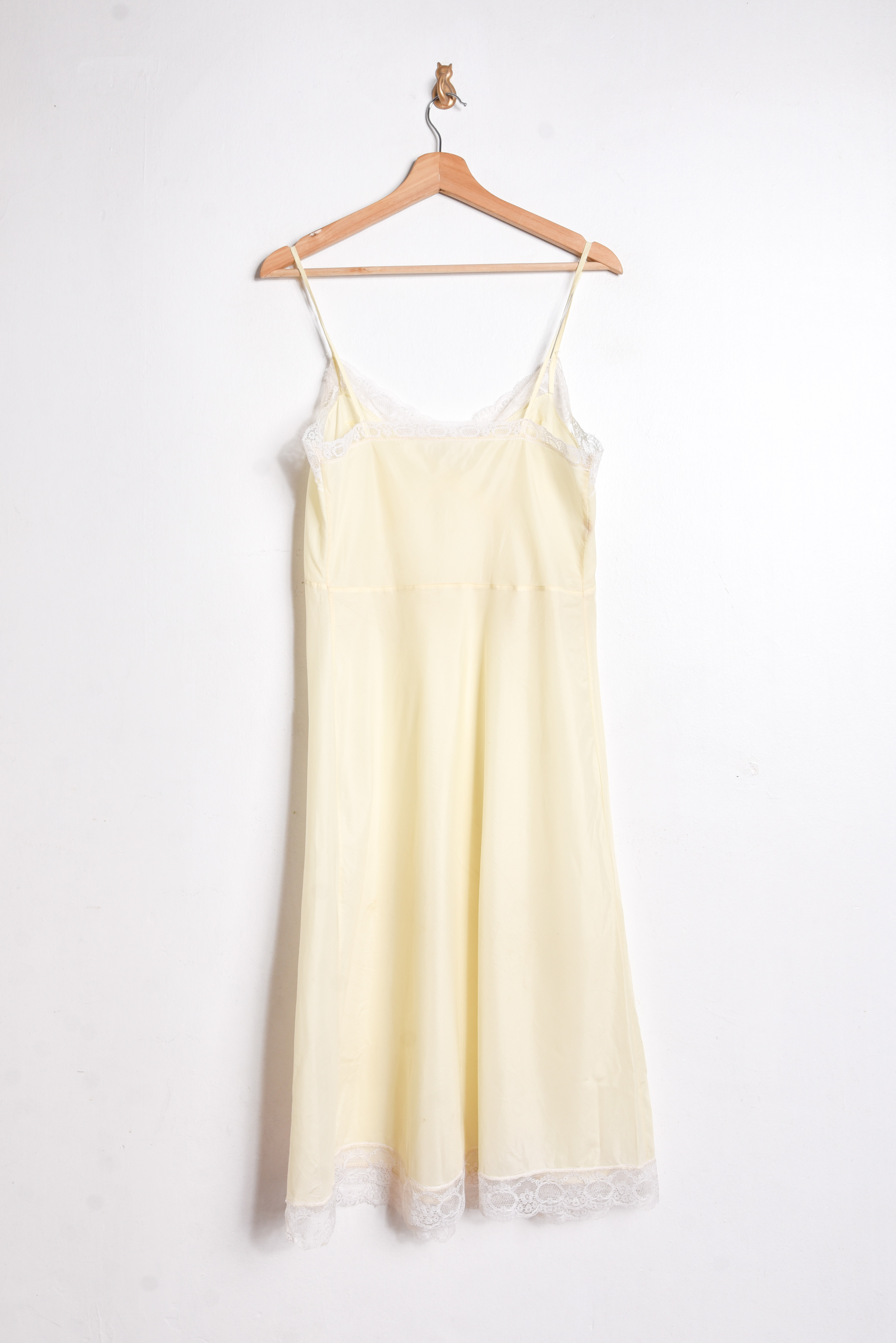 Vestido lencero amarillo vintage 60s