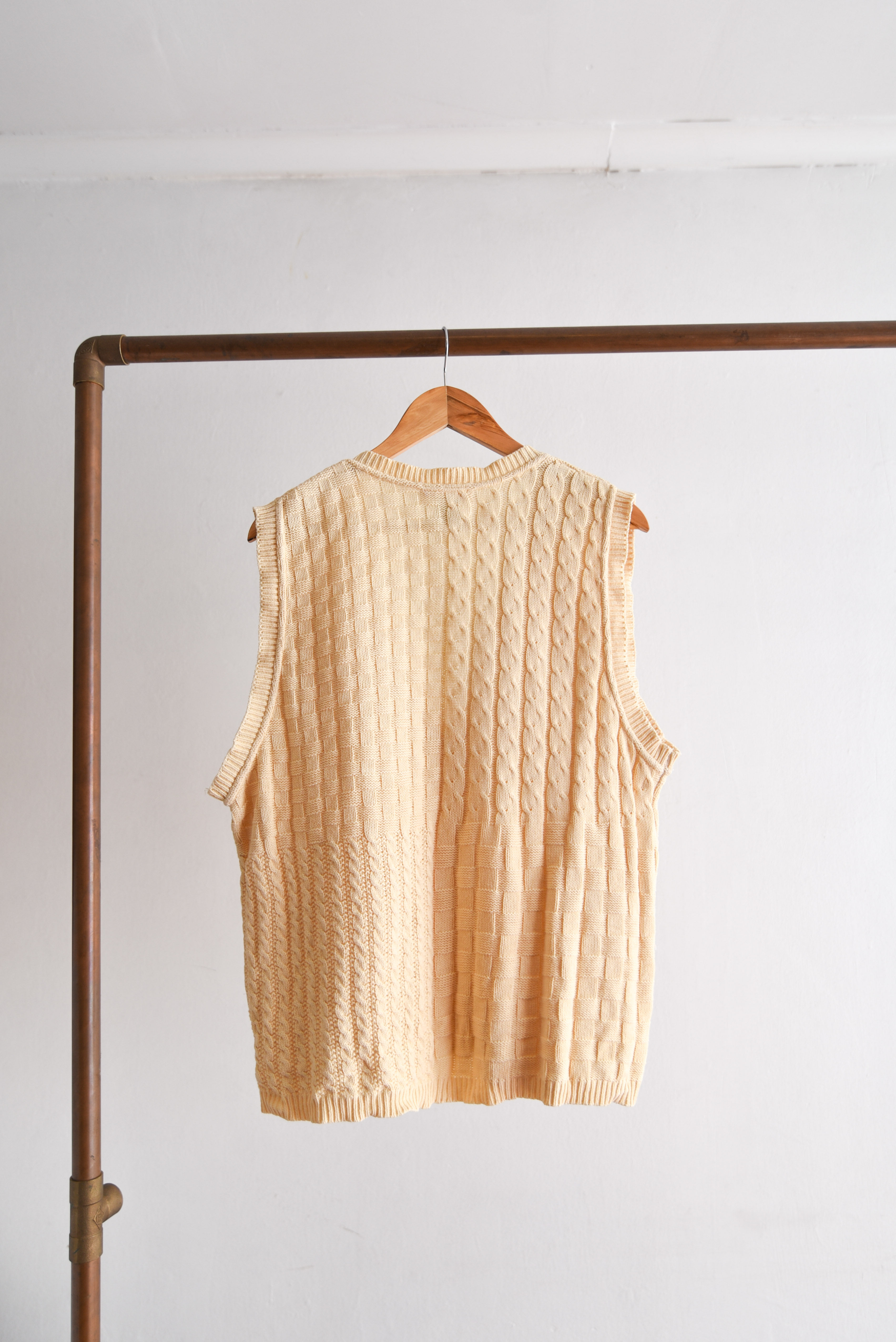 Sweater vest butter vintage
