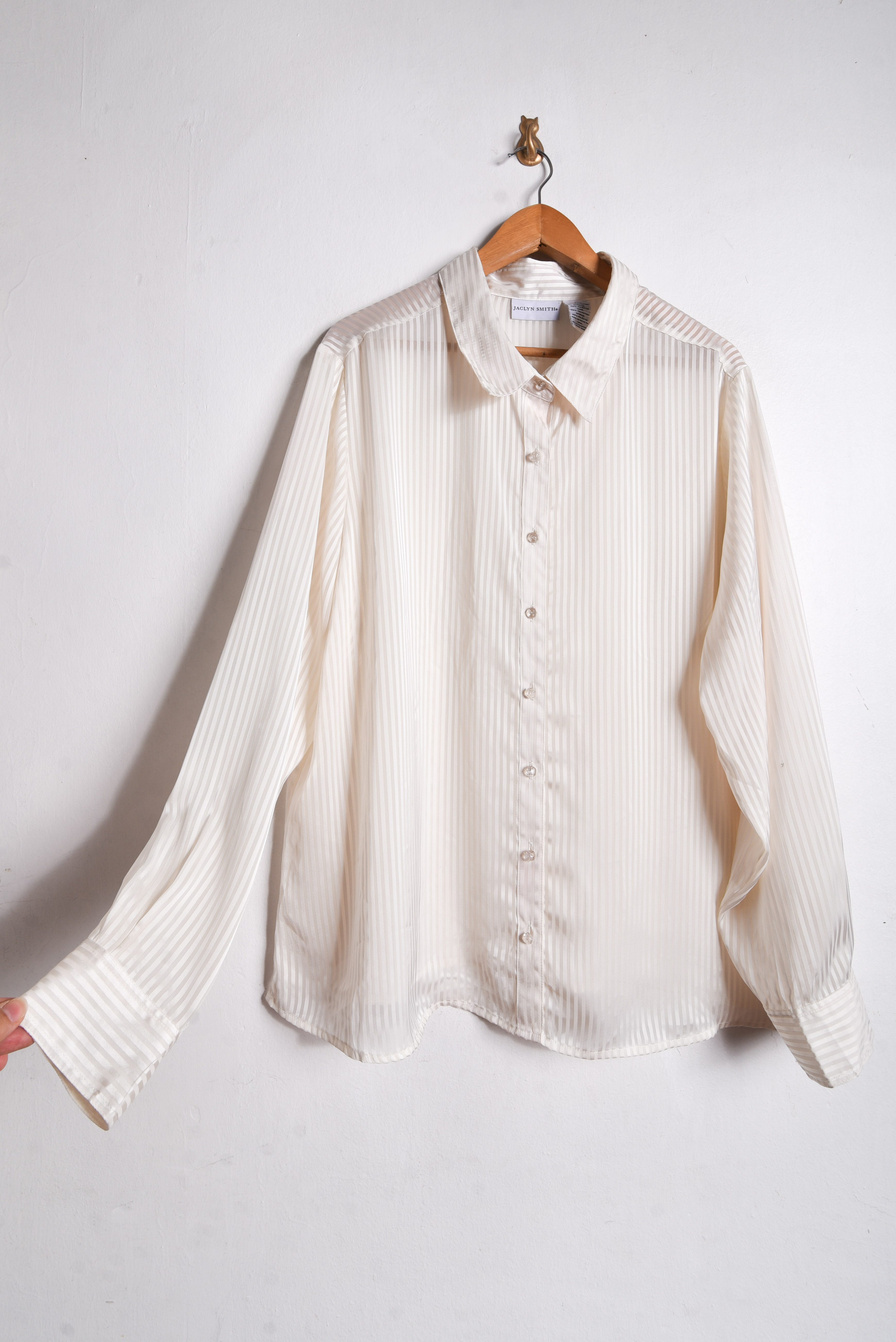 Blusa marfil rayada traslucida