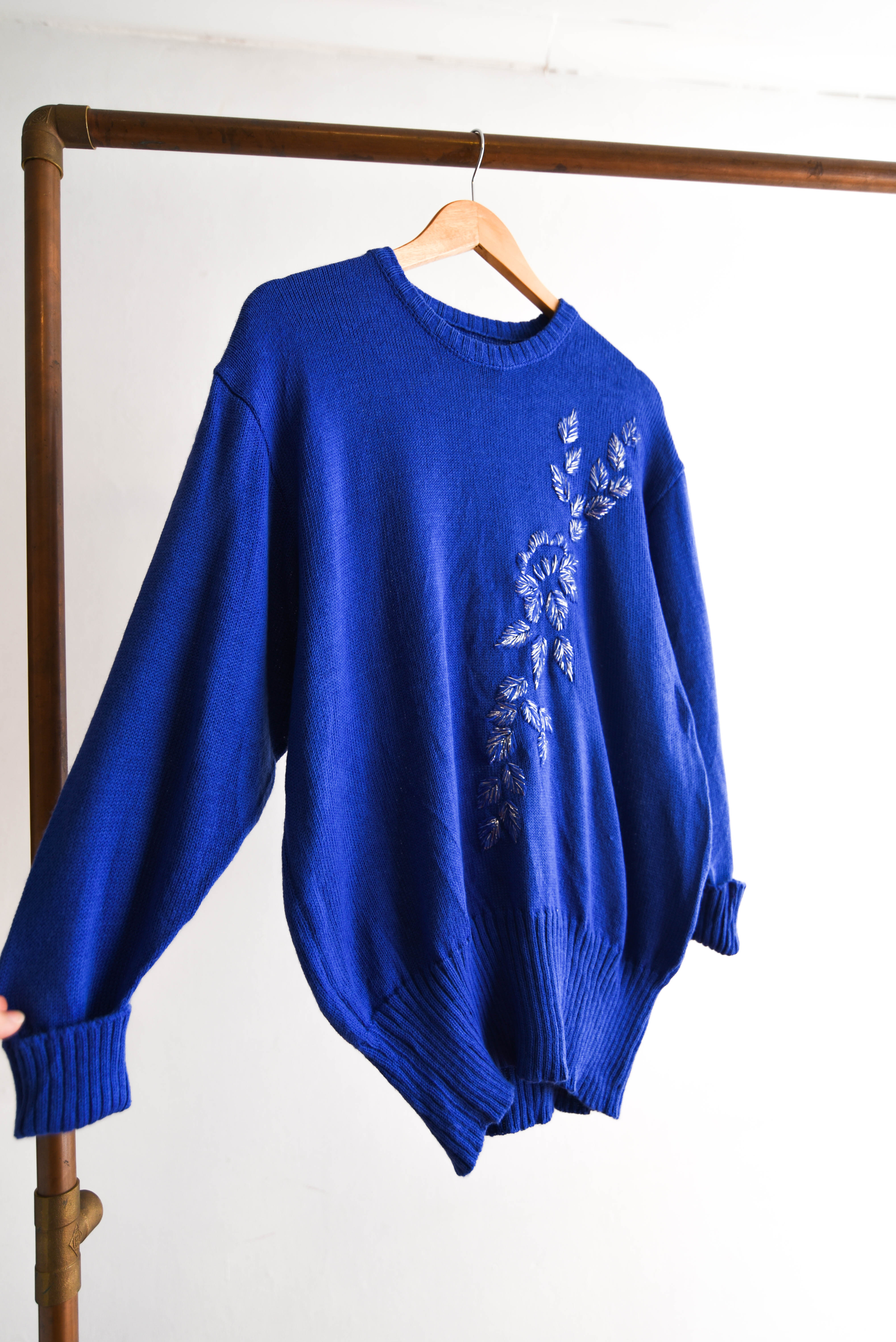 Chaleco vintage azul klein bordado