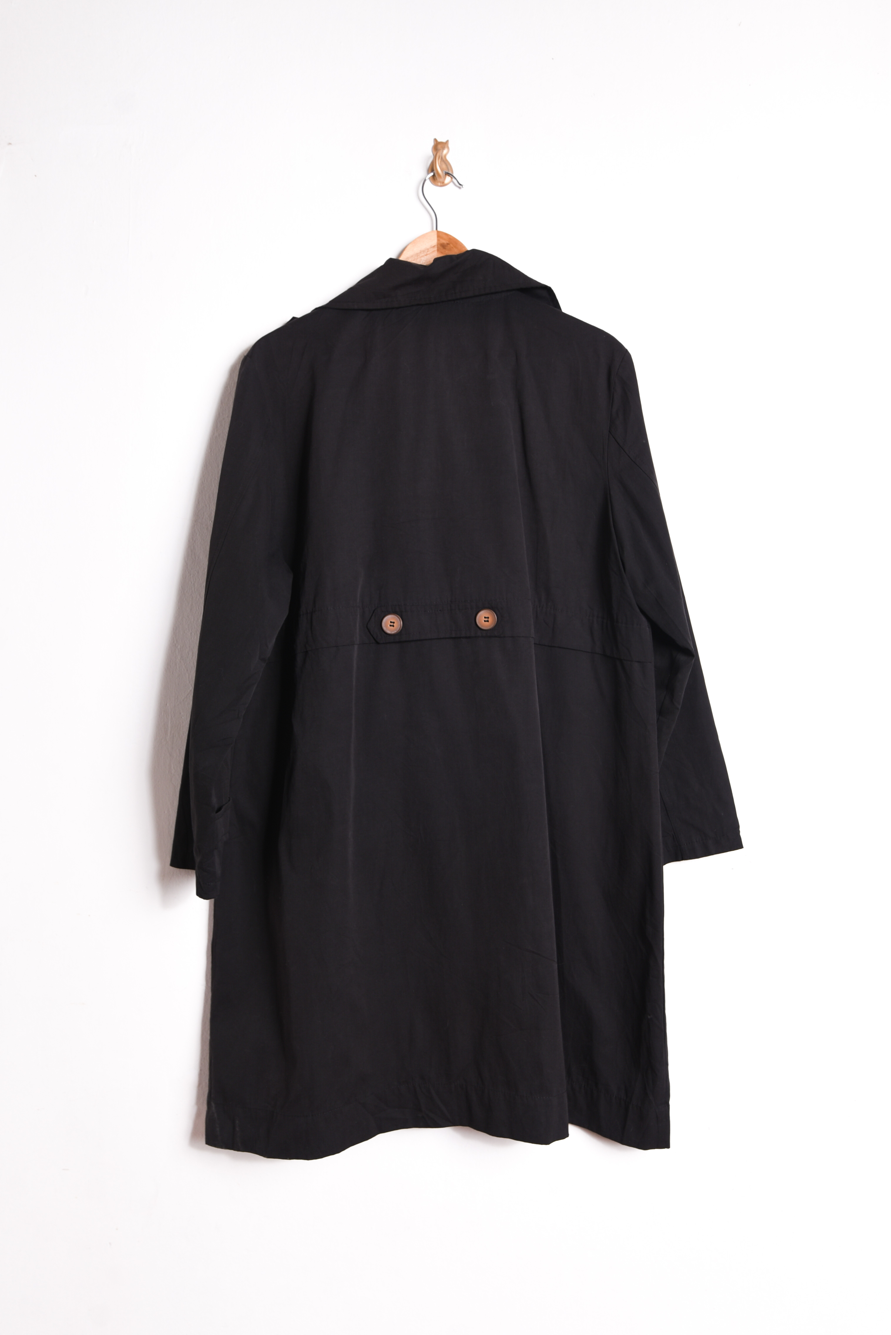 Trench negro botones