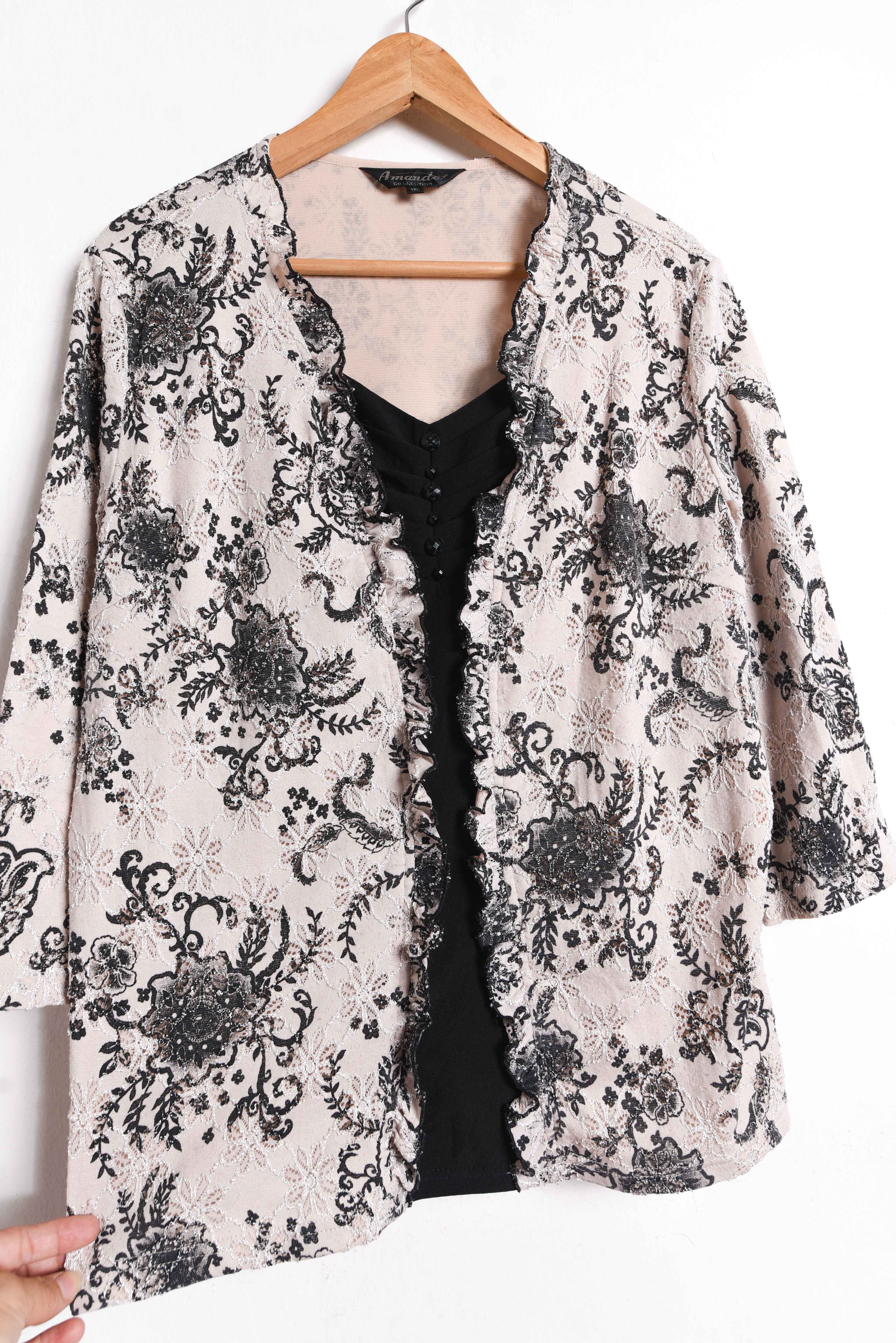 Top encaje y2k vuelos