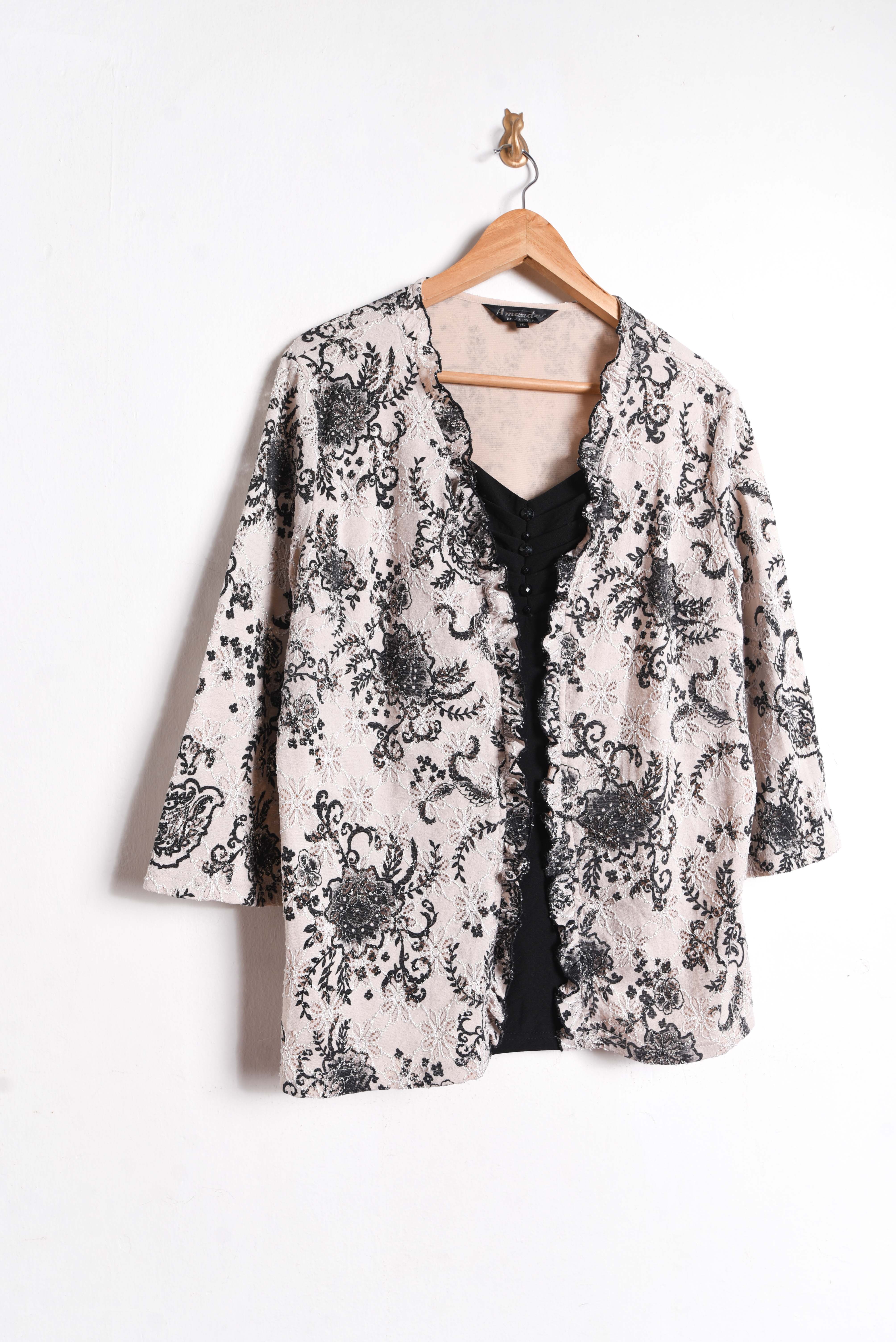 Top encaje y2k vuelos