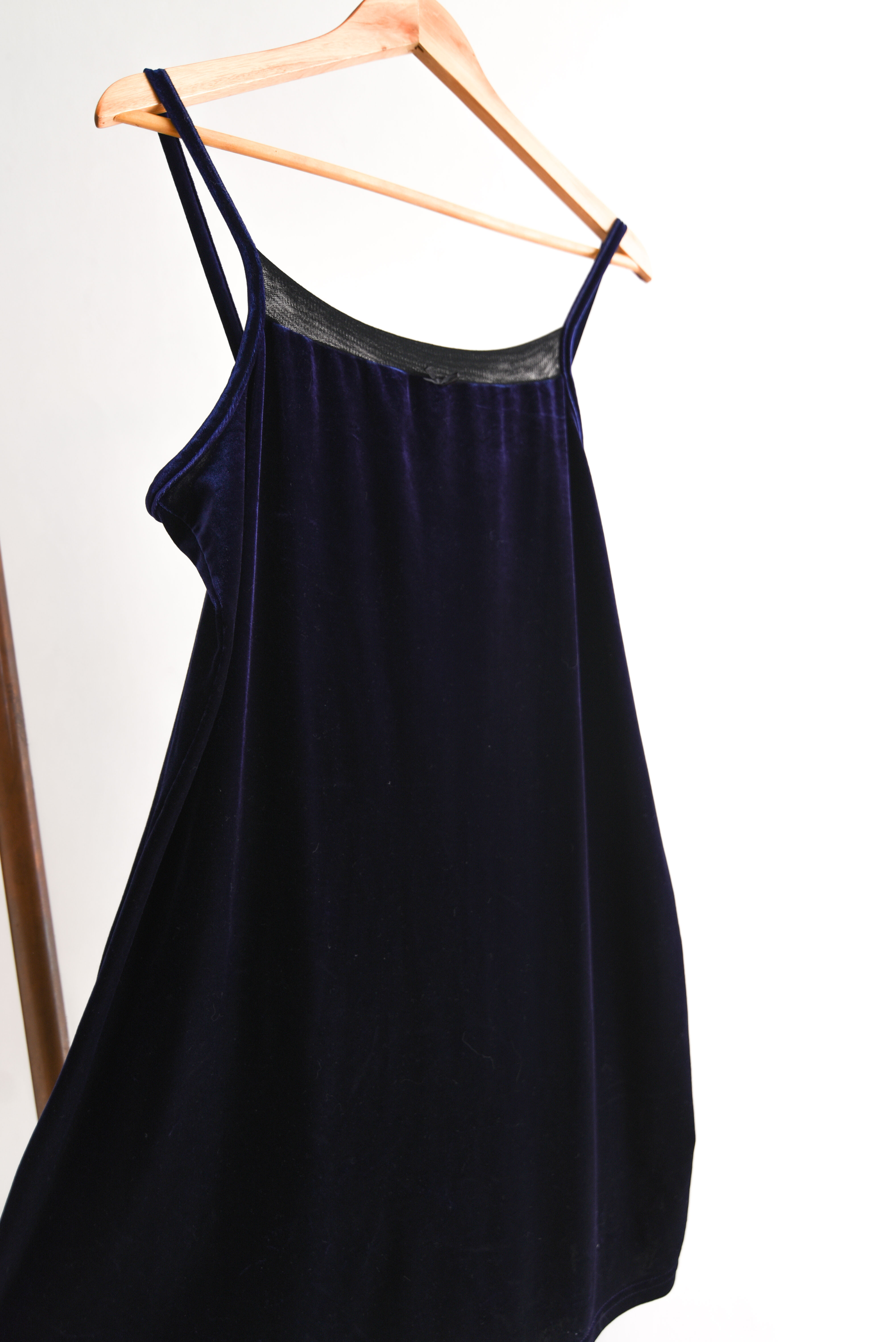 Vestido morado velvet 90S
