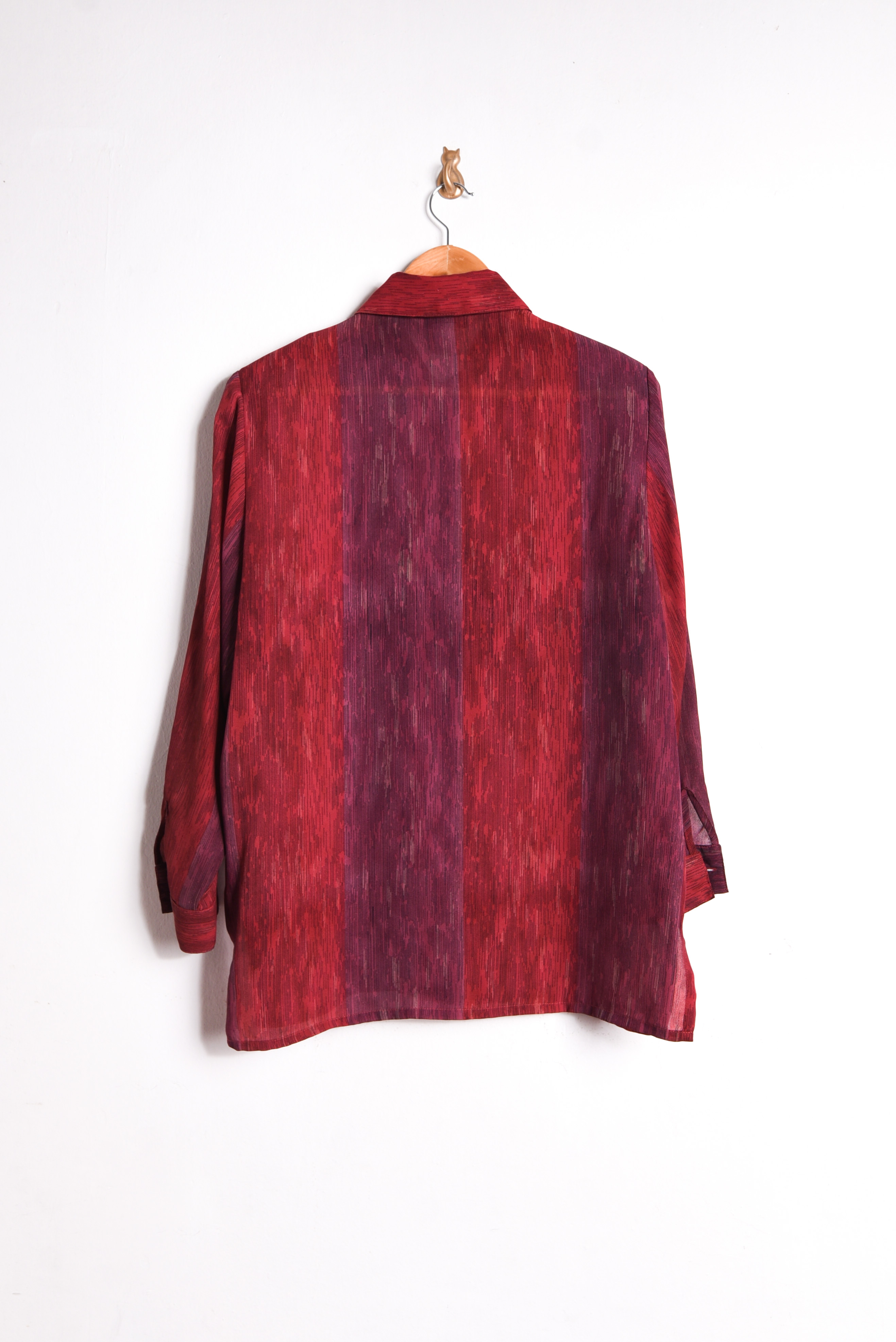 Blusa rojo y burdeo vintage