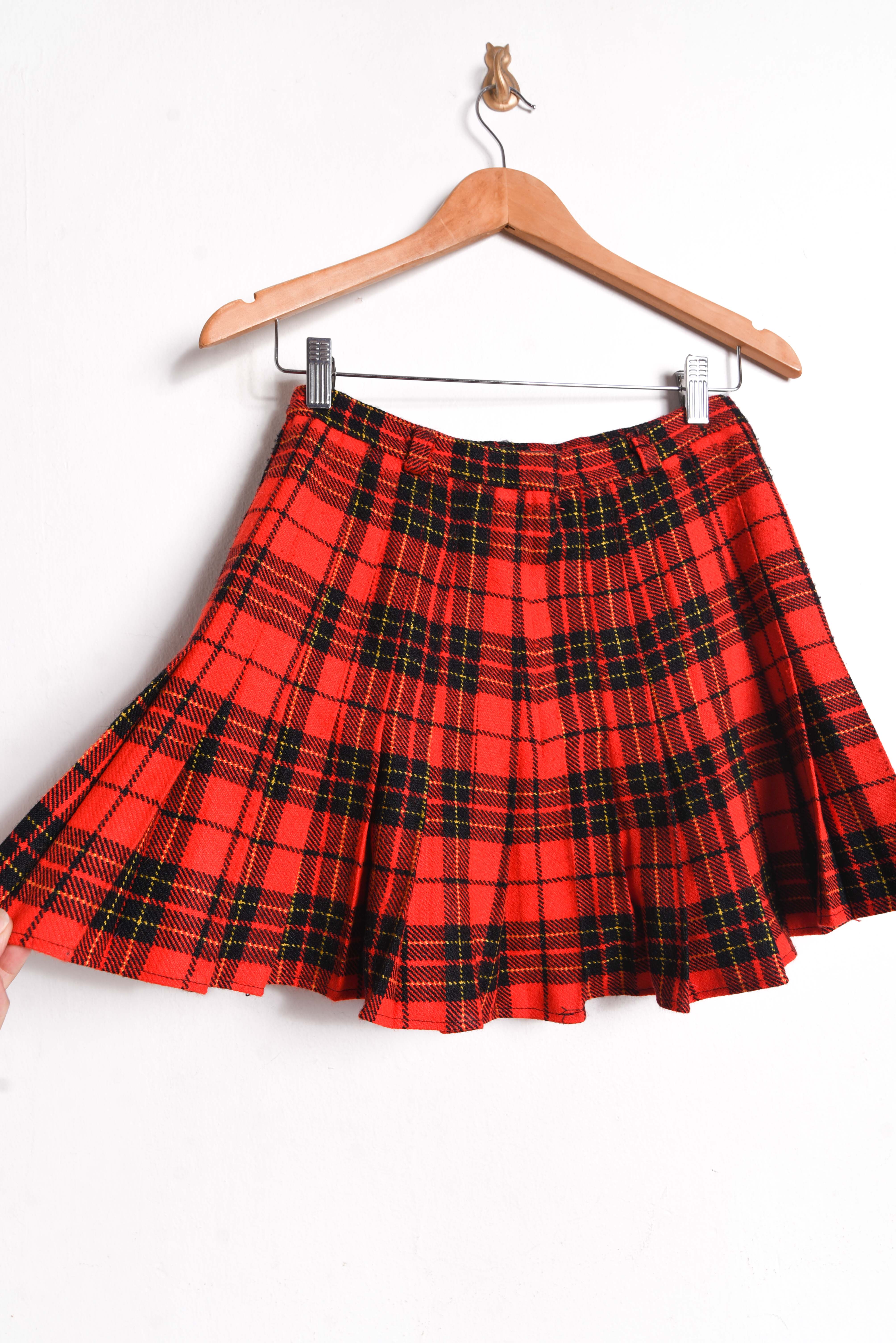 Falda roja tartán tablas vintage