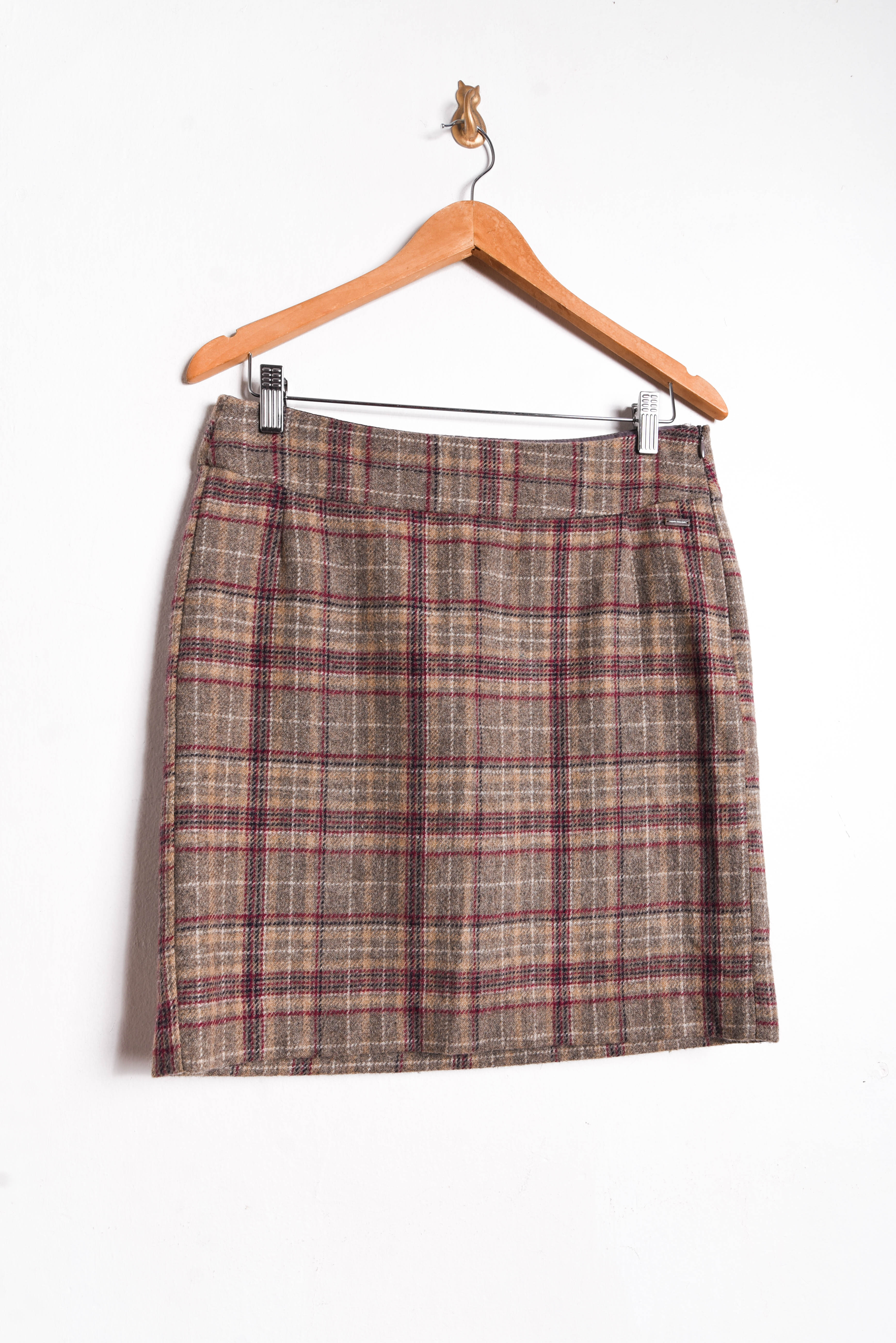 Falda café tartán