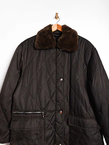 Chaqueta quilted cuello peludo