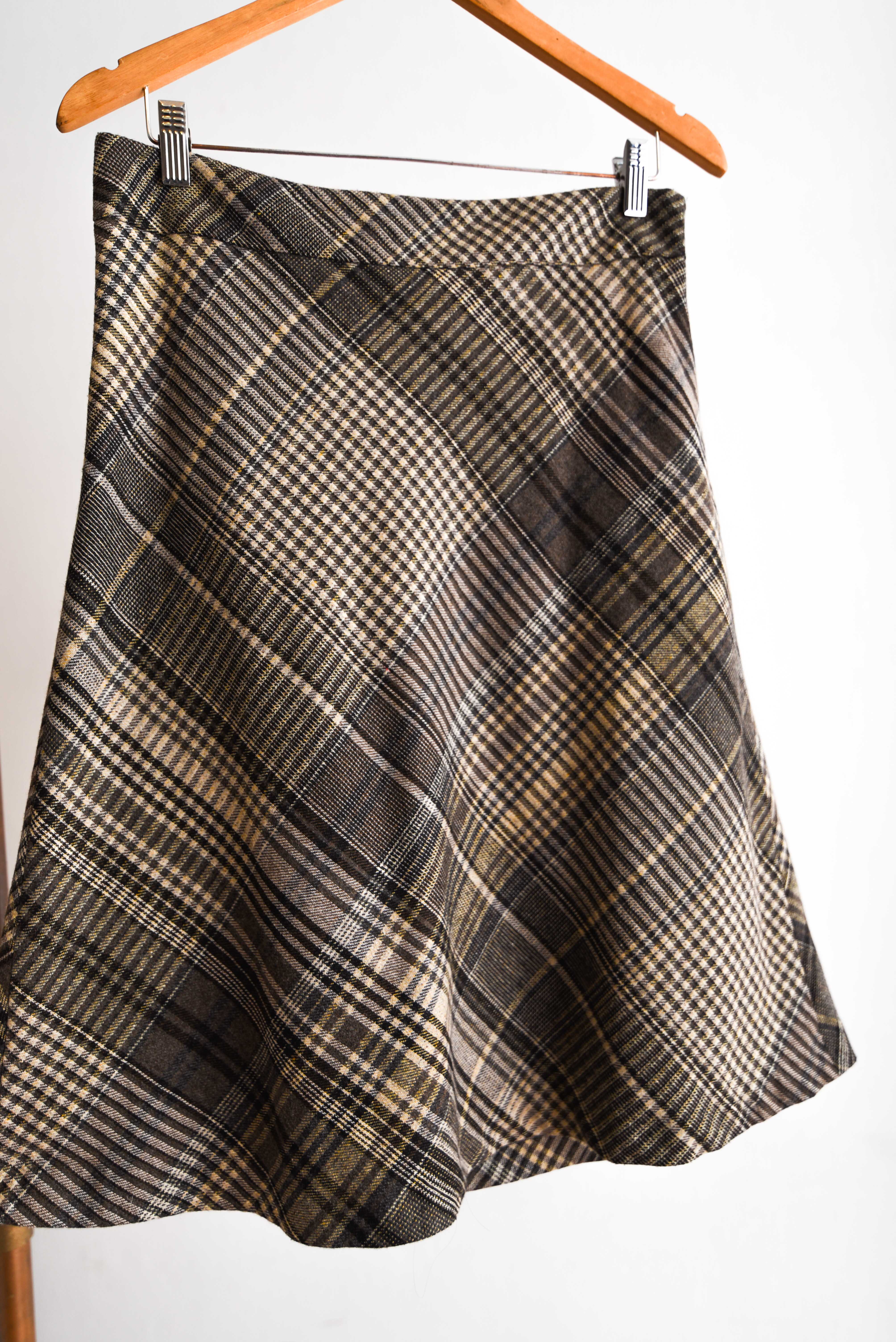 Falda café tartán lana