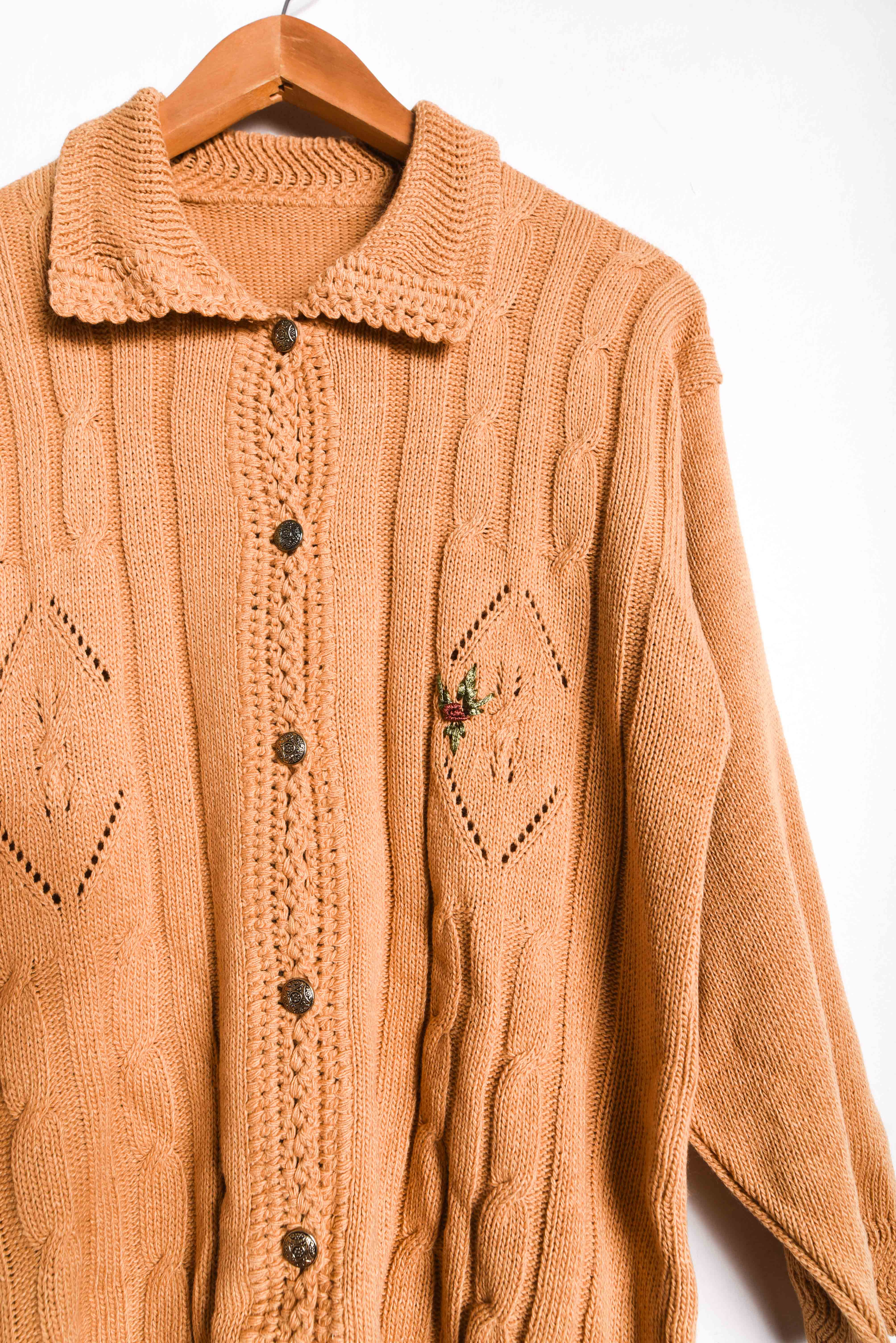 Cardigan camel bordado vintage