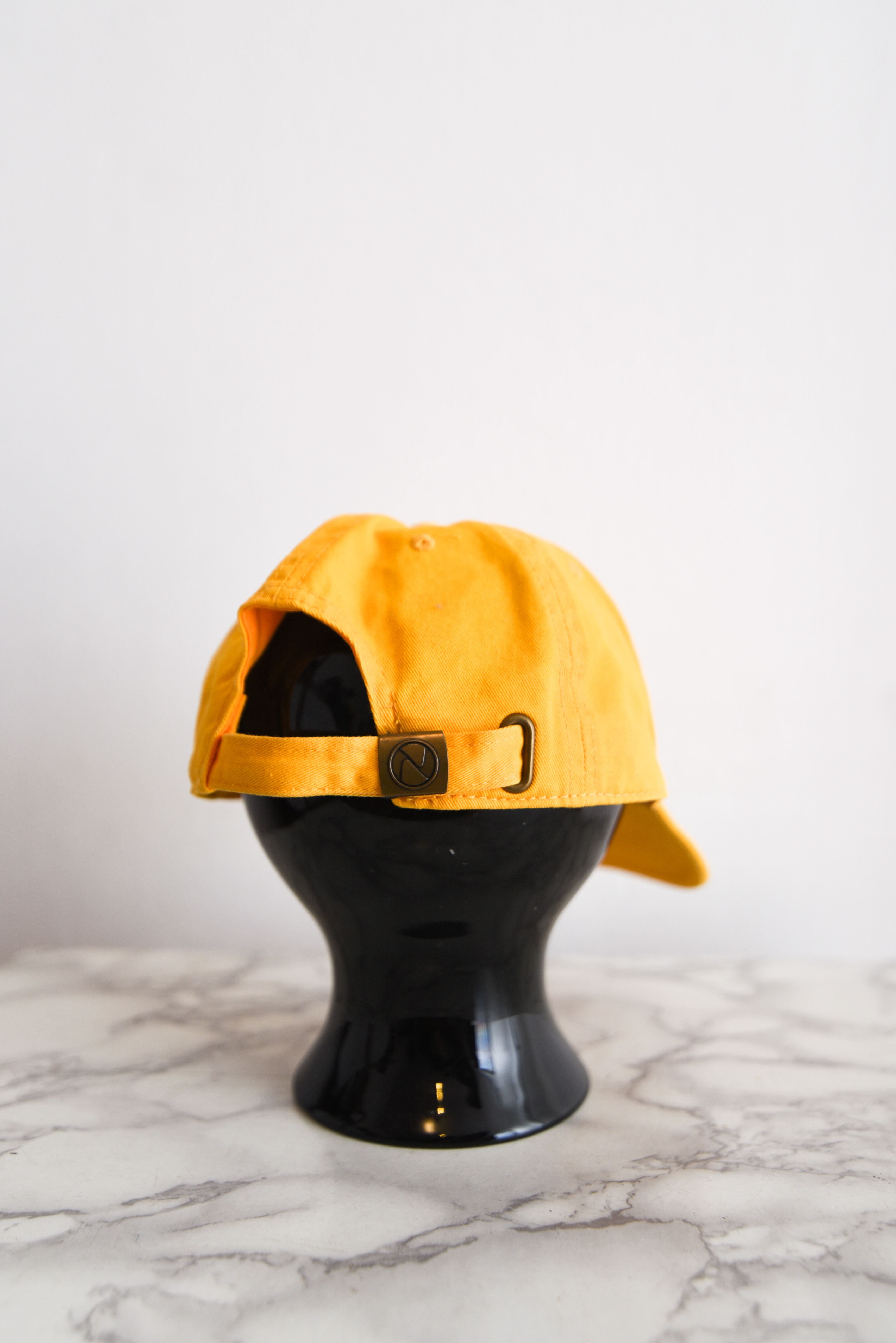 Jockey amarillo Bowie