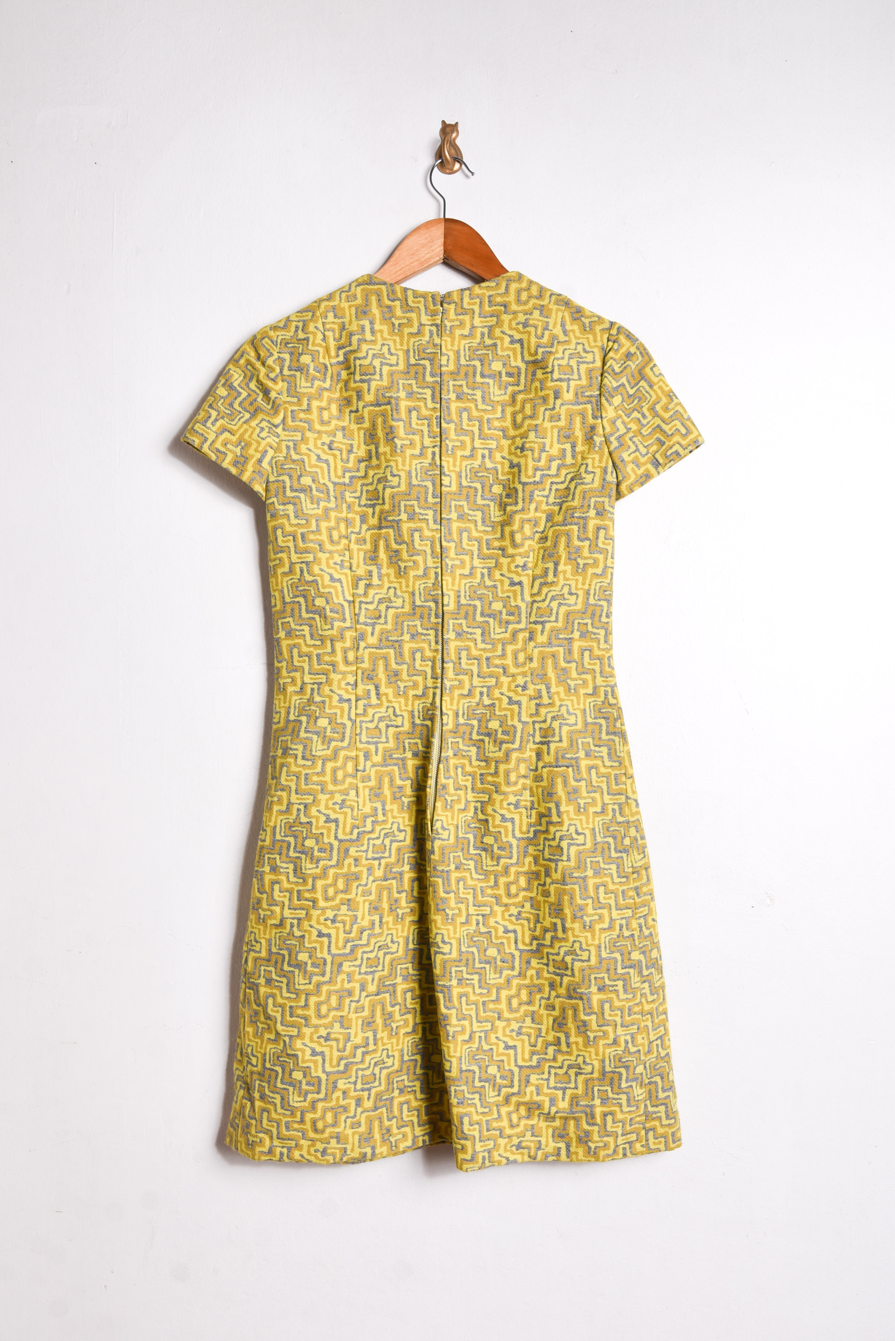 Vestido psicodélico 1960s Adam Woods