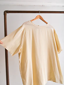 Blusa marfil seda vintage