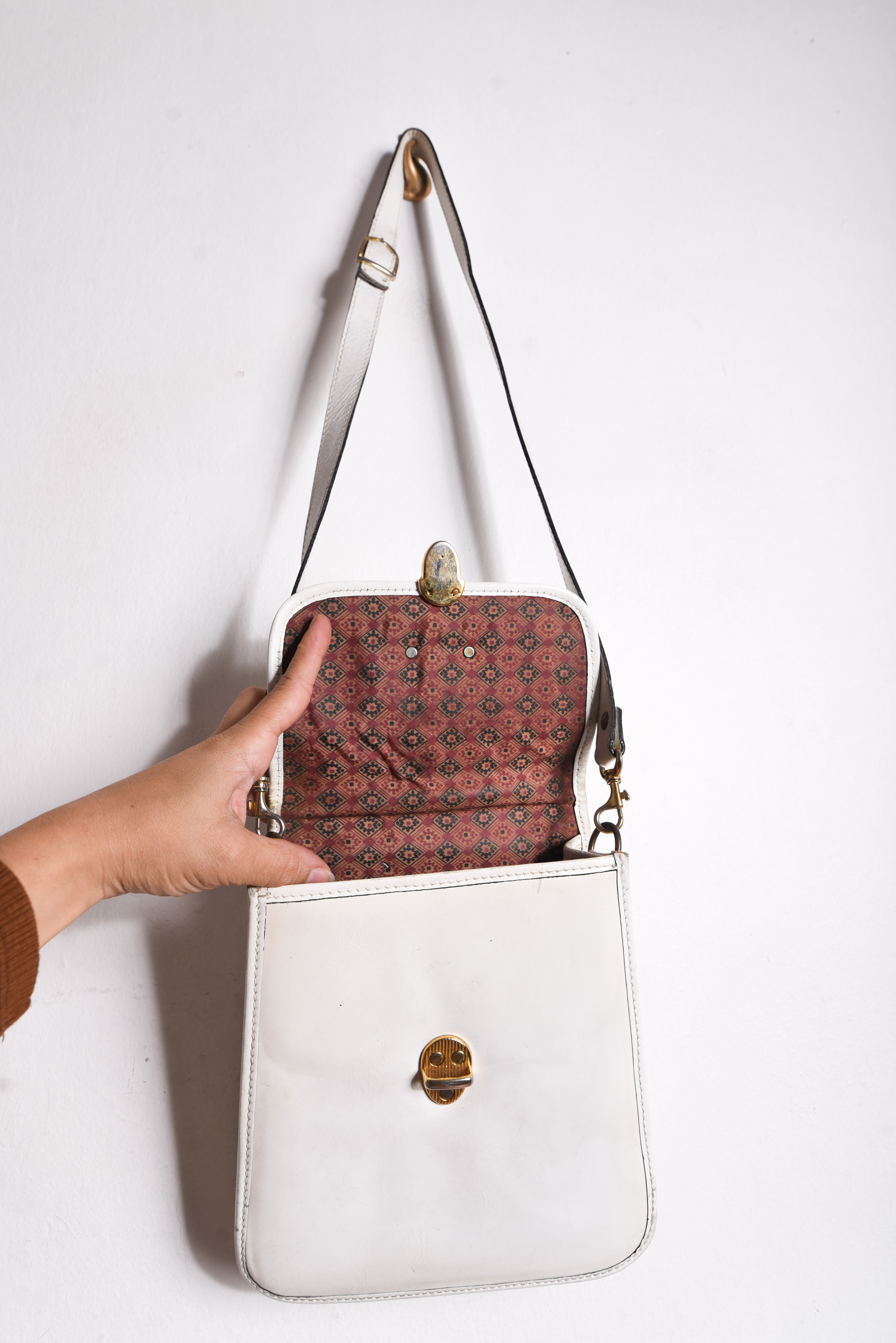 Cartera blanca vintage cuero