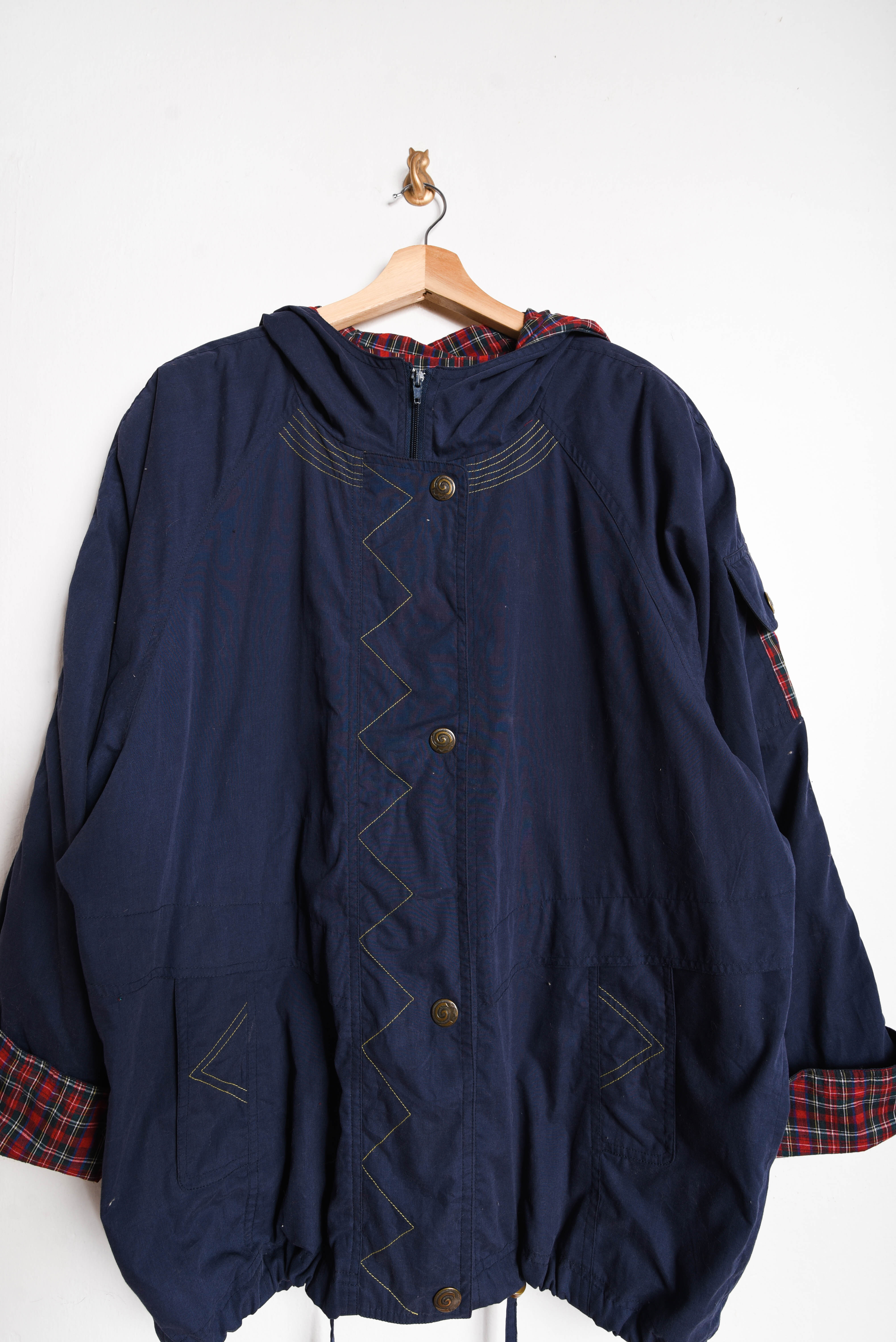 Chaqueta azul navy y tartán vintage