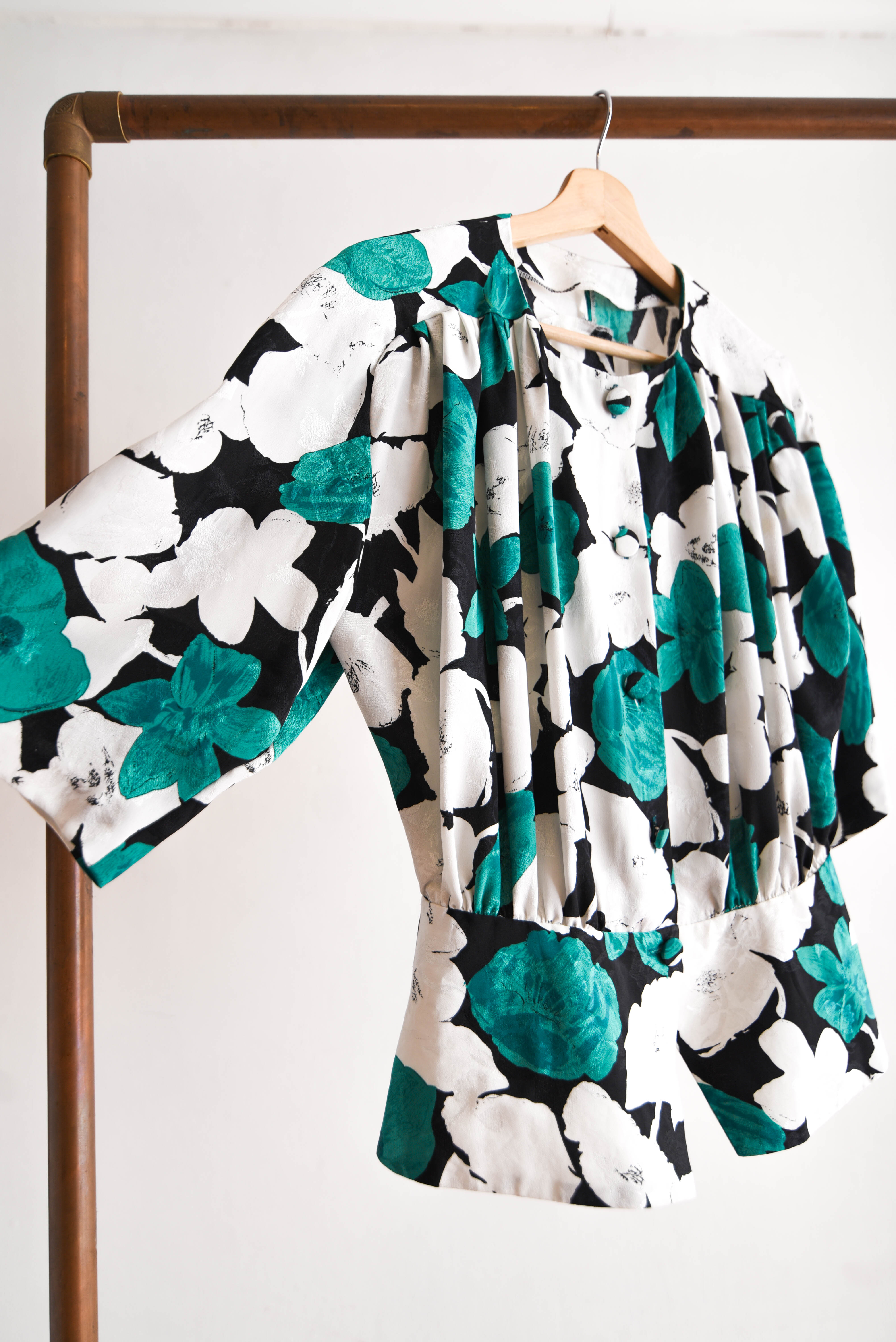 Blusa floral b&w turquesa