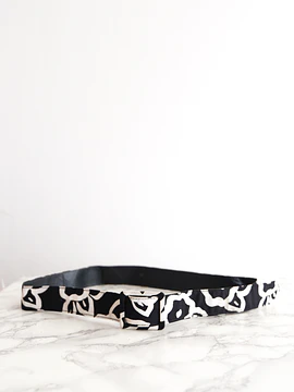 Cinturón b&w flores