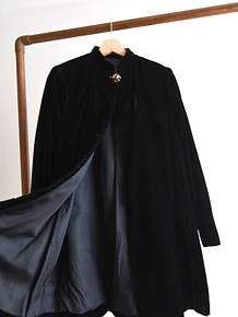 Chaqueta negra terciopelo vintage
